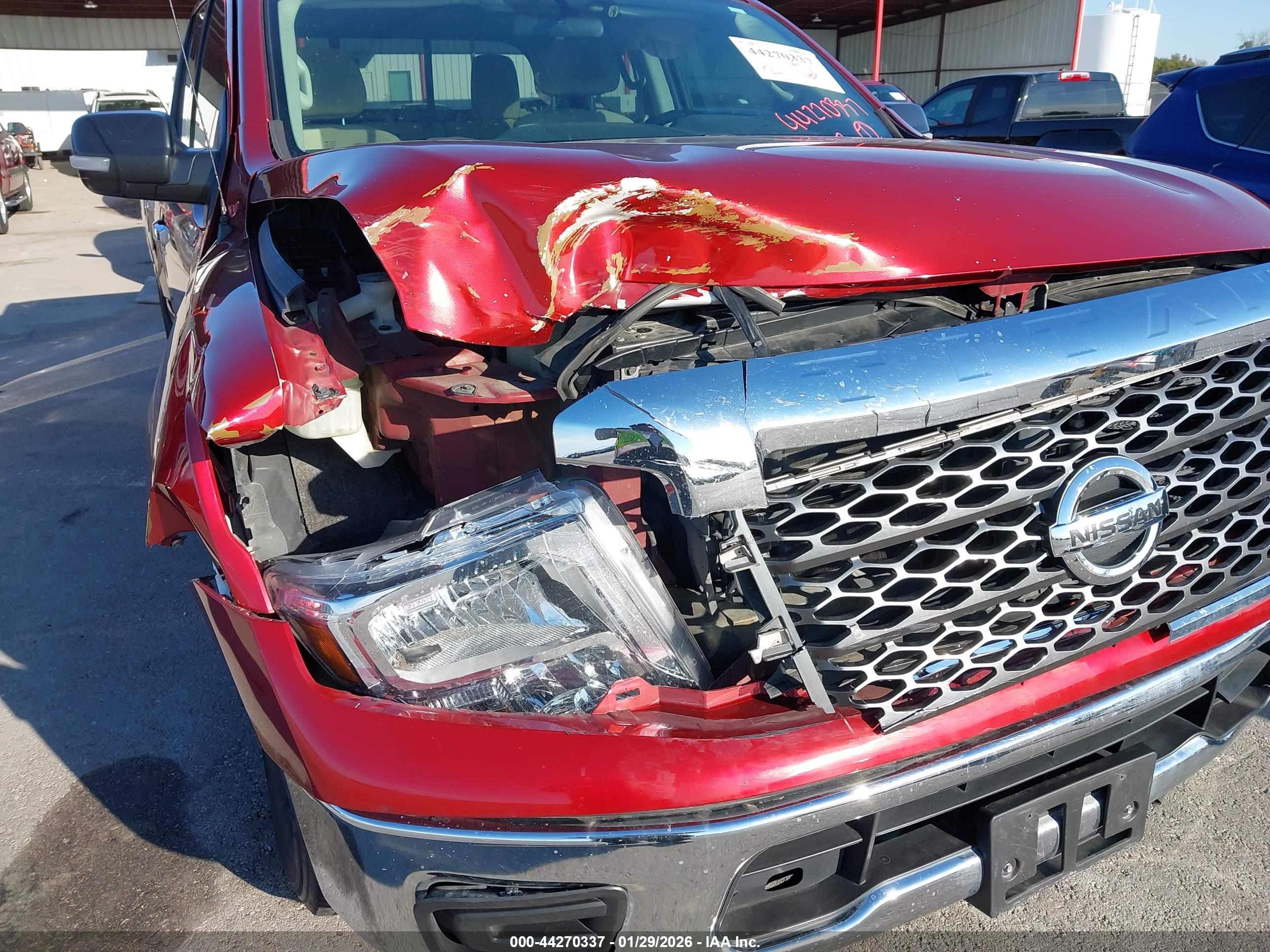 NISSAN TITAN image 6