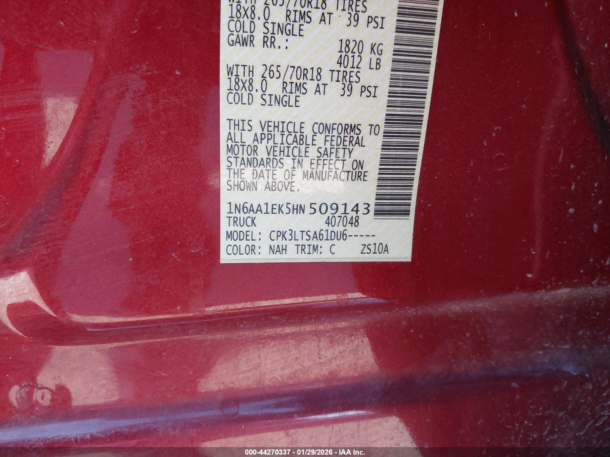 NISSAN TITAN image 9