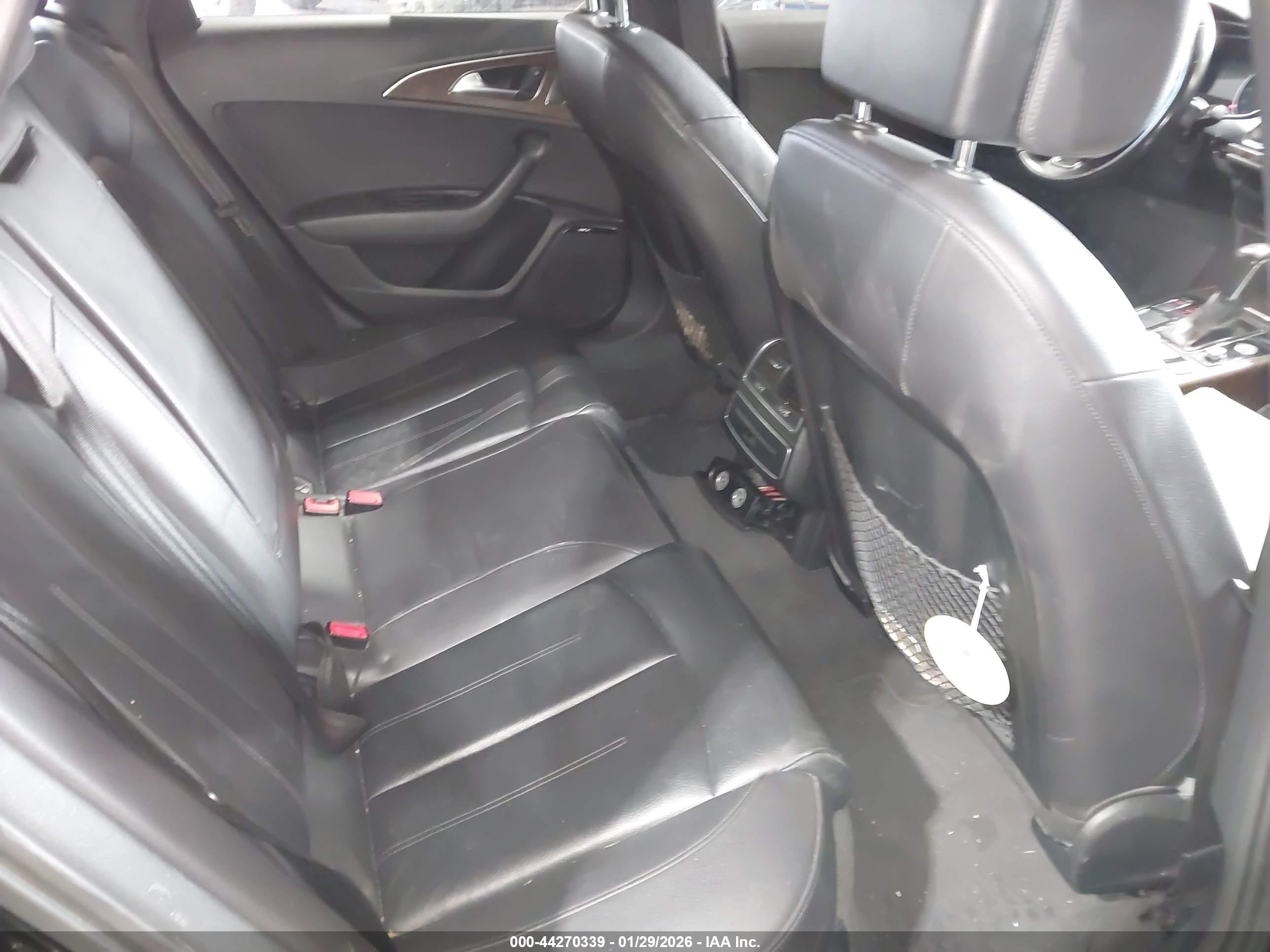 AUDI A6 image 8