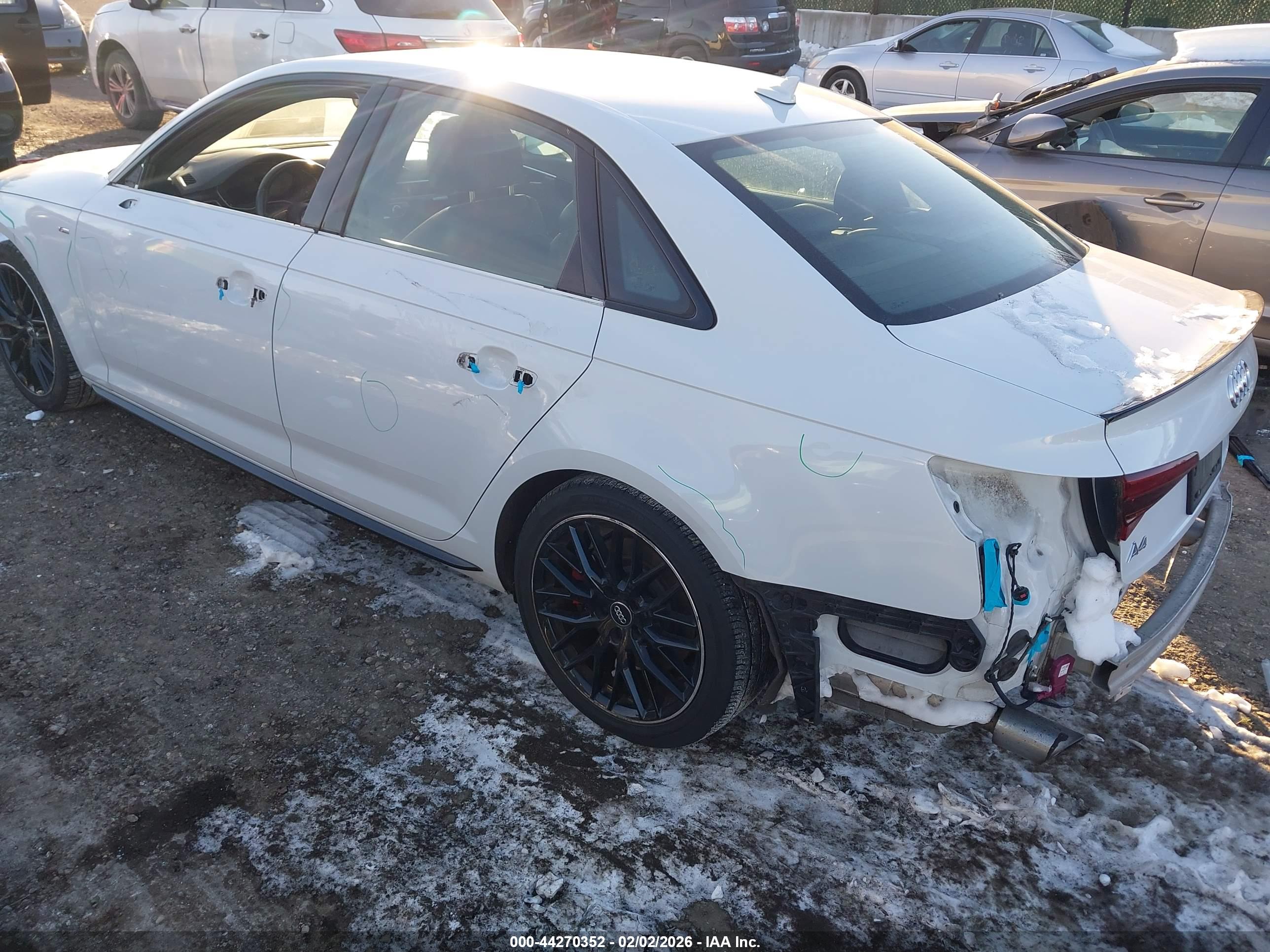 AUDI A4 image 3