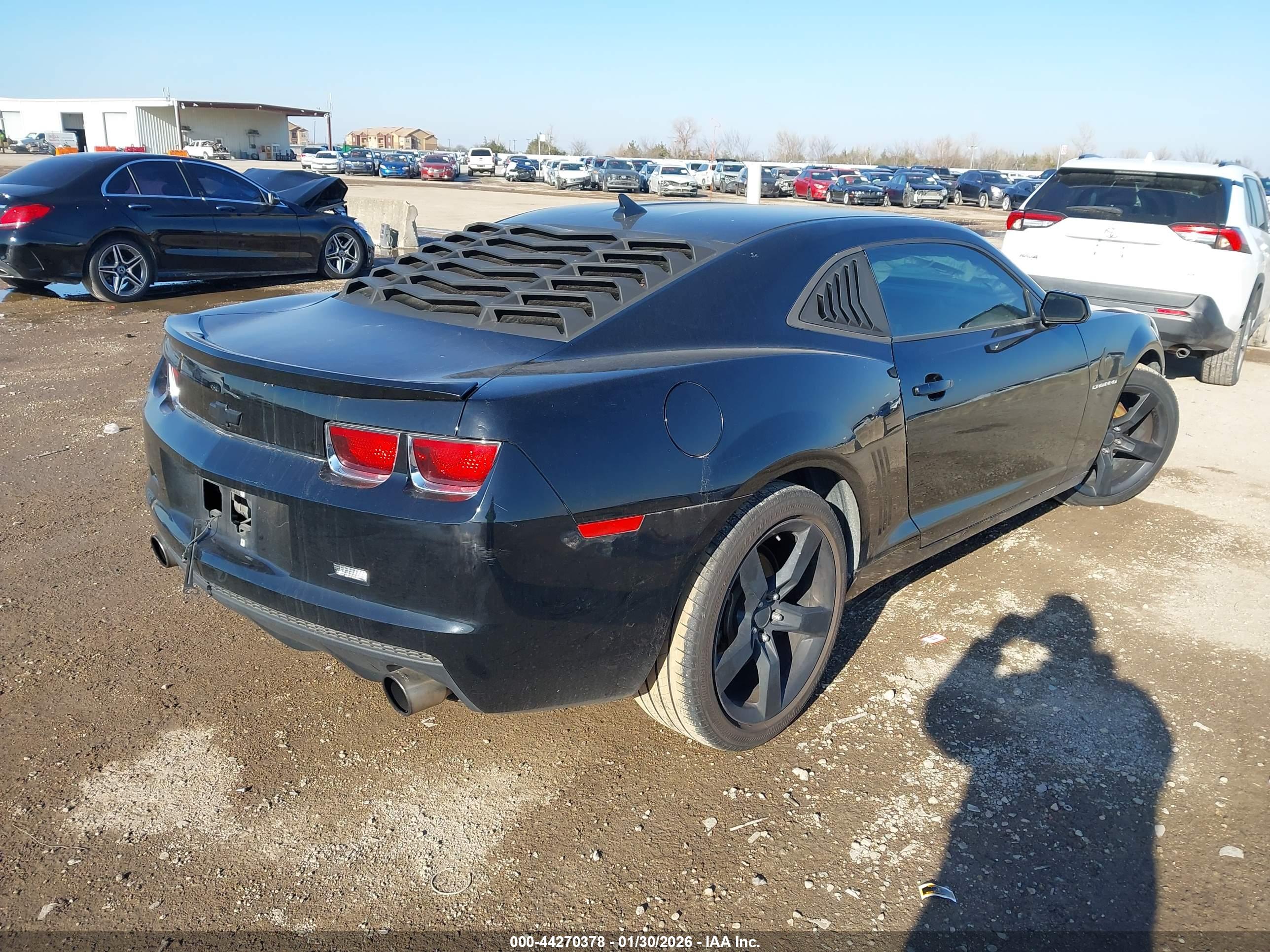 CHEVROLET CAMARO image 4