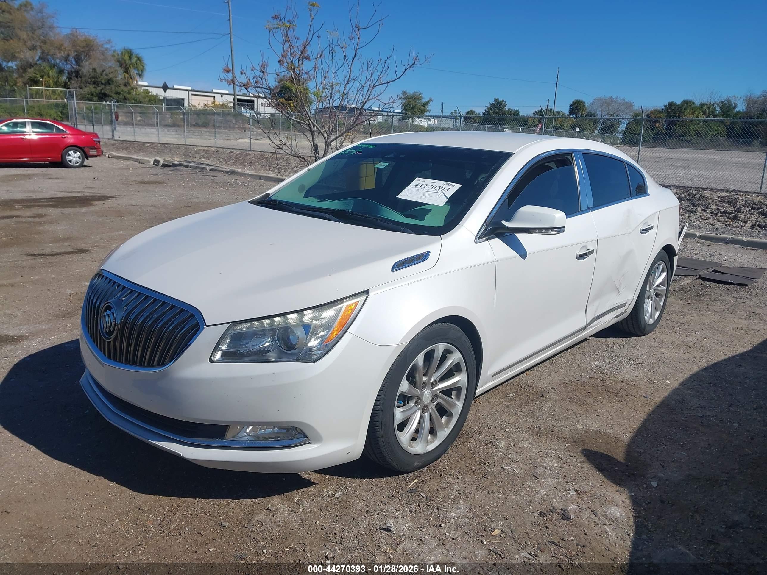 BUICK LACROSSE image 2