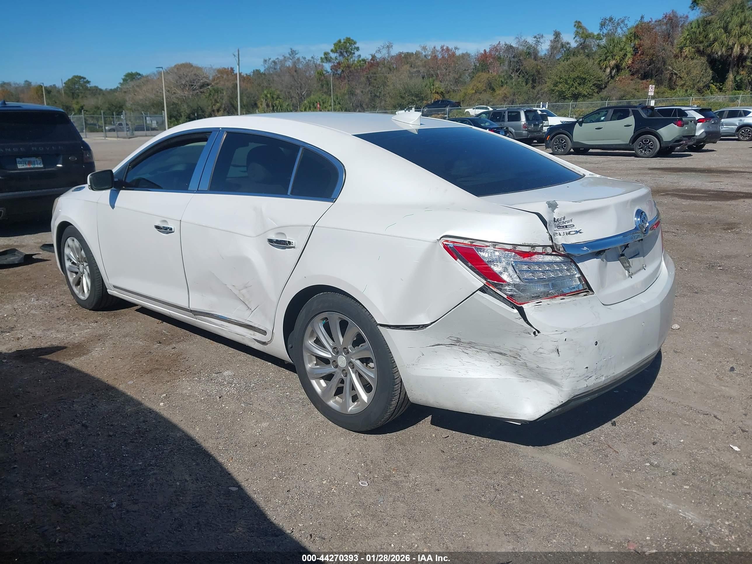 BUICK LACROSSE image 3
