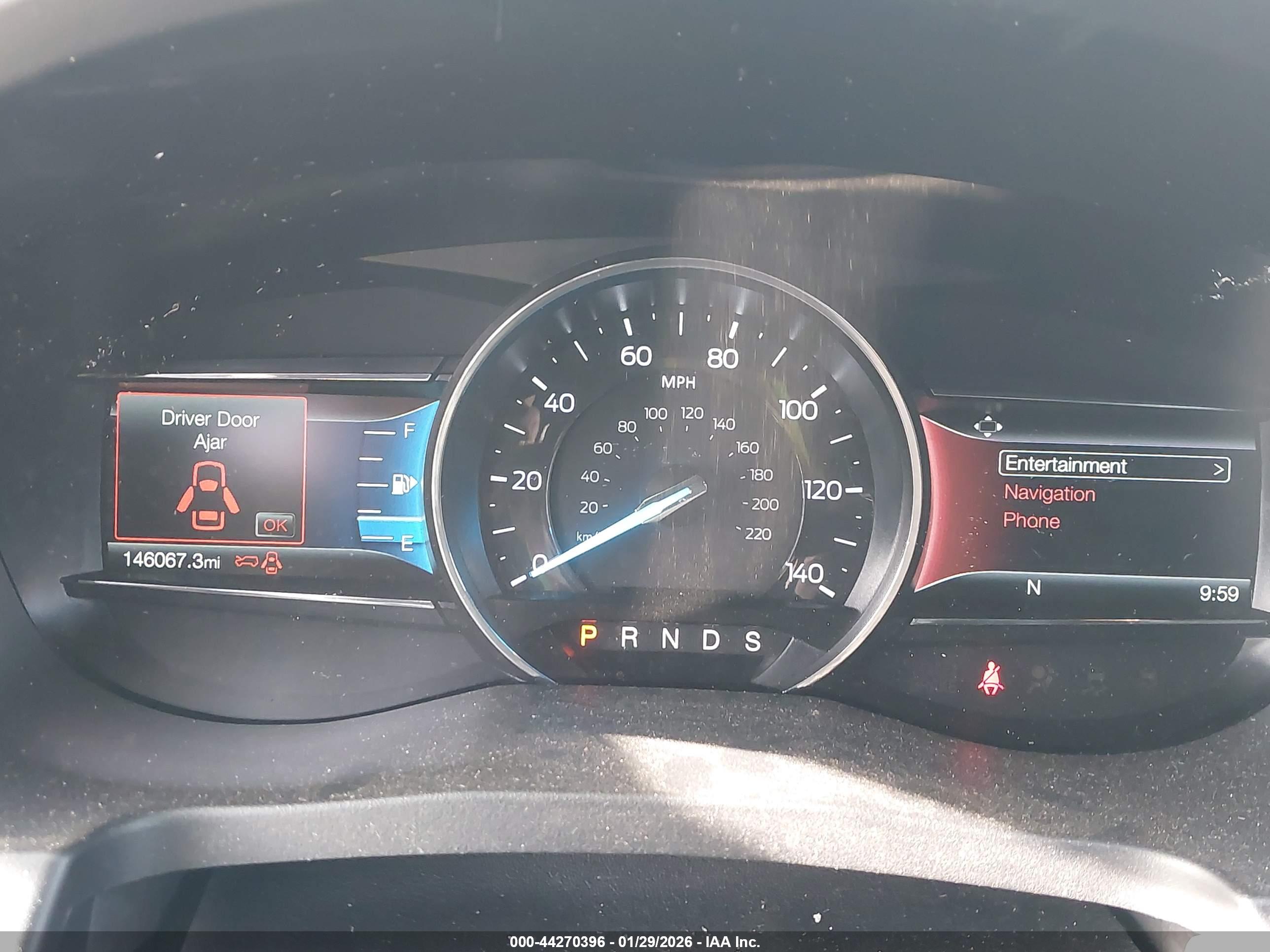 FORD EXPLORER image 7