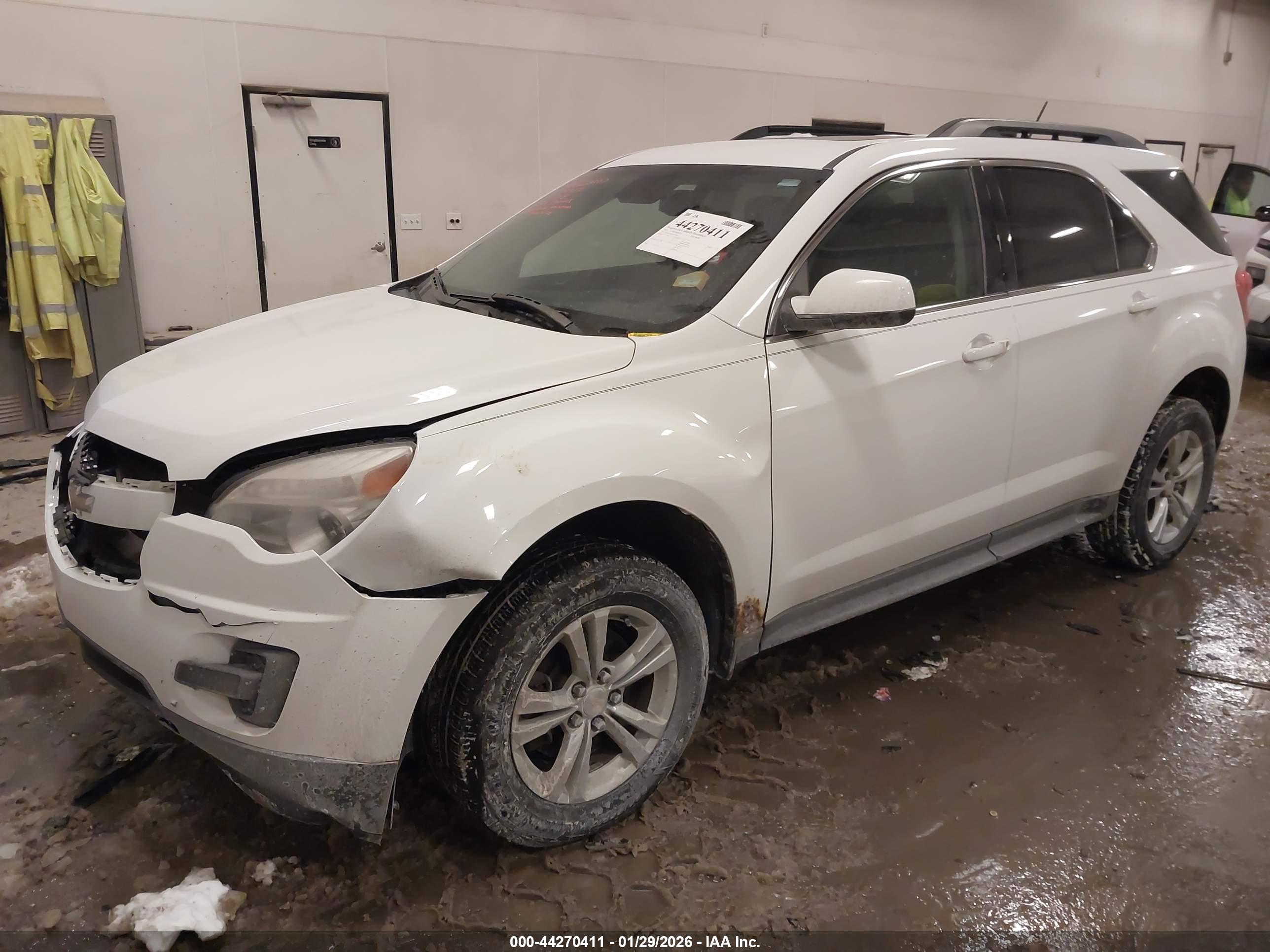 CHEVROLET EQUINOX image 2