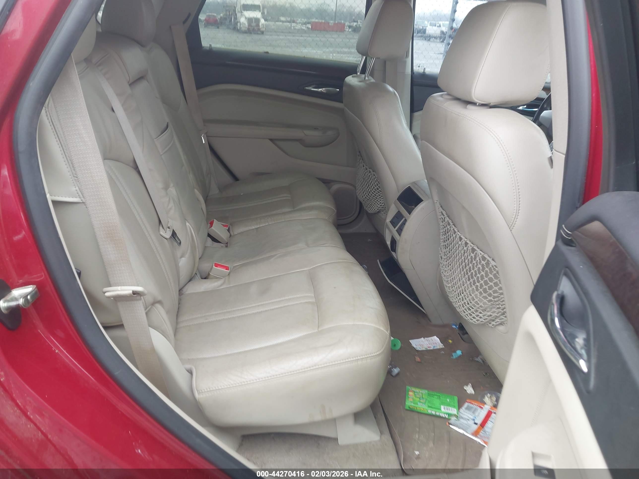 CADILLAC SRX image 8