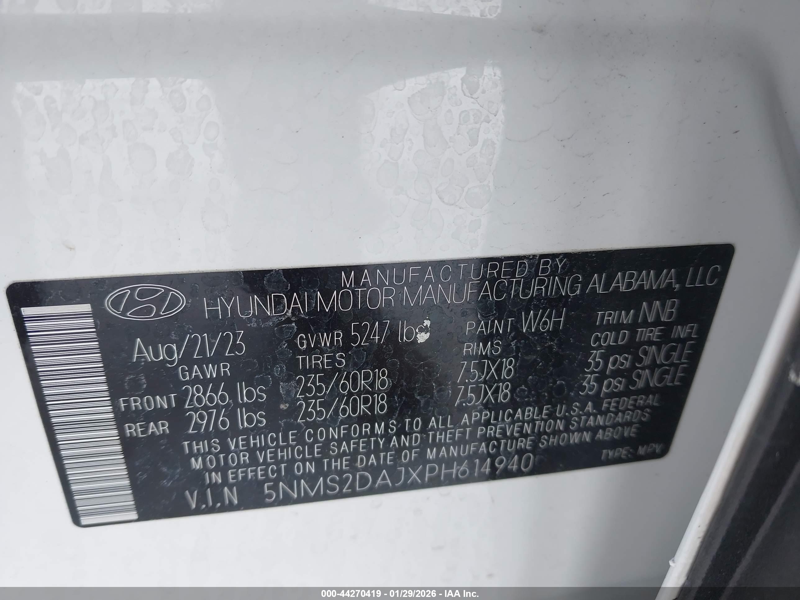 HYUNDAI SANTA image 9