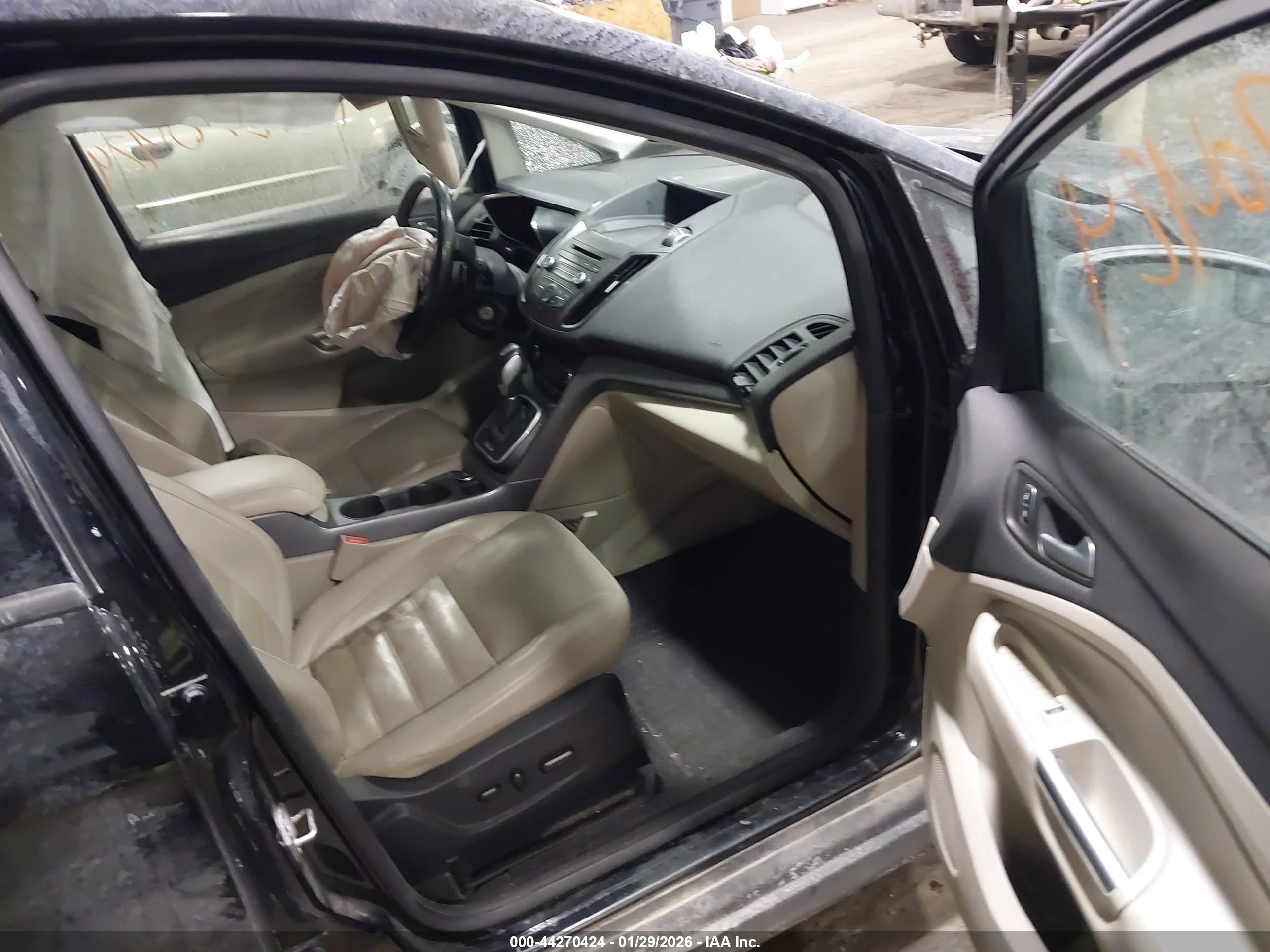 FORD C-MAX image 5