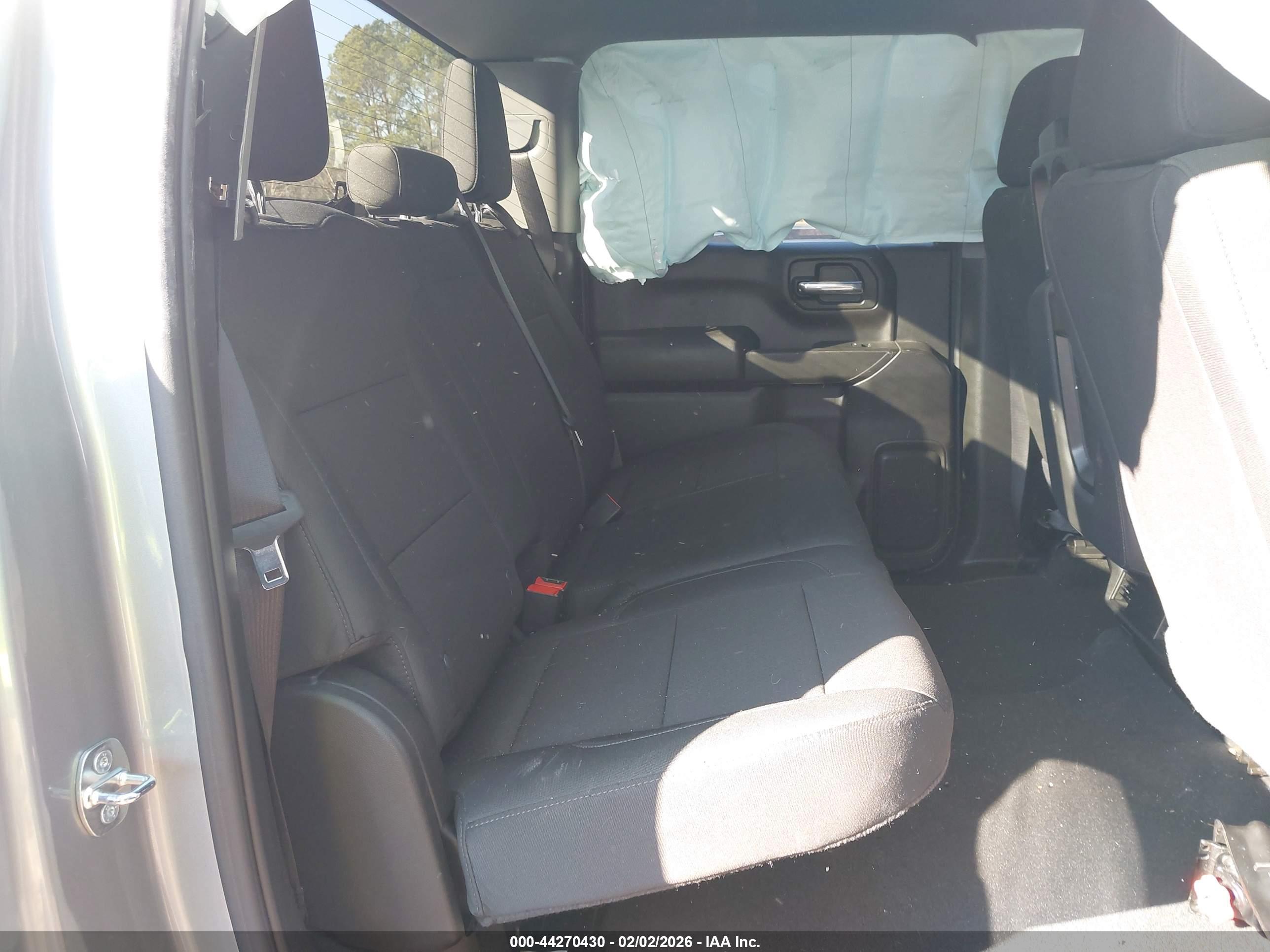 GMC SIERRA image 8