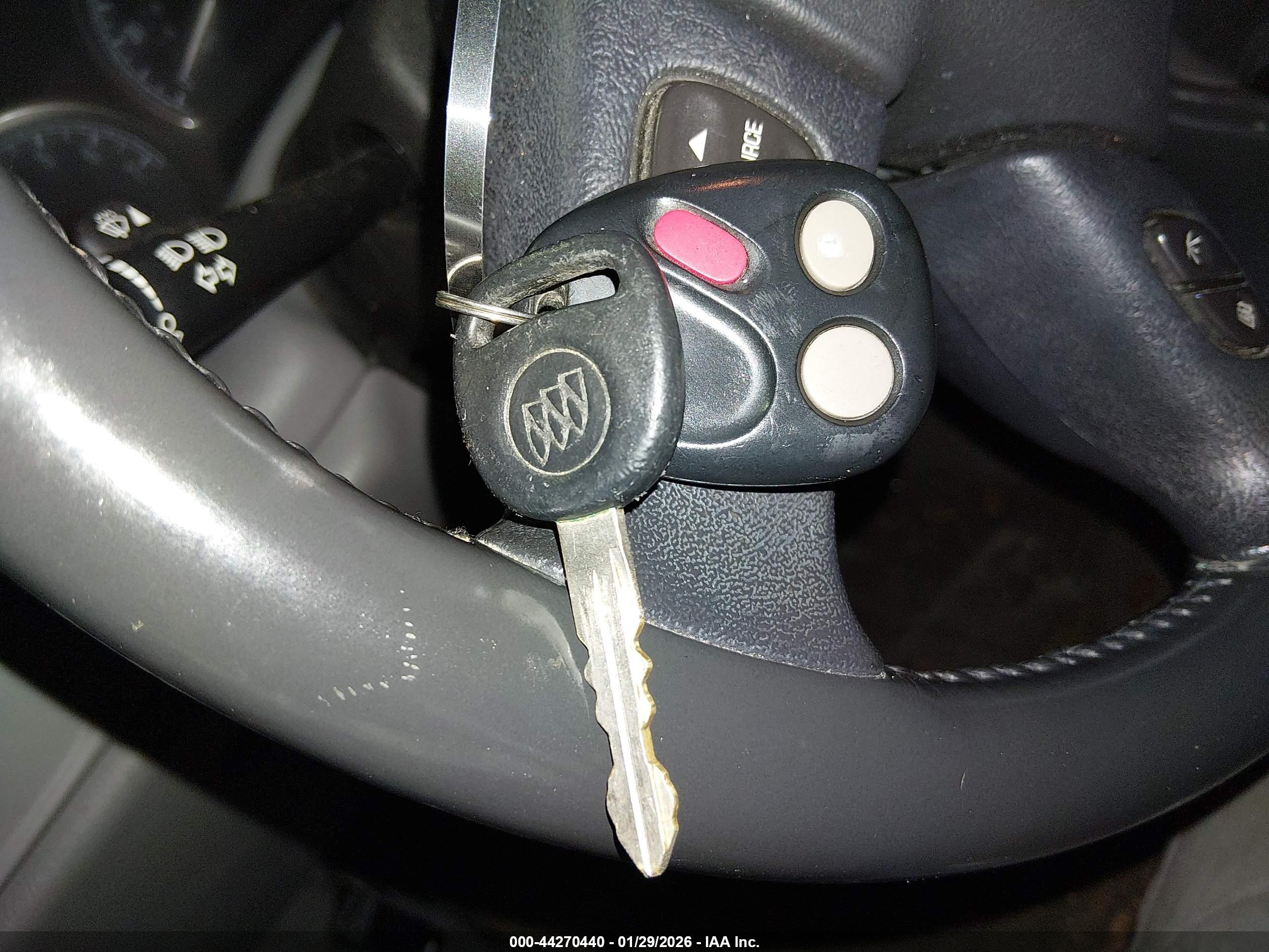 BUICK RAINIER image 11