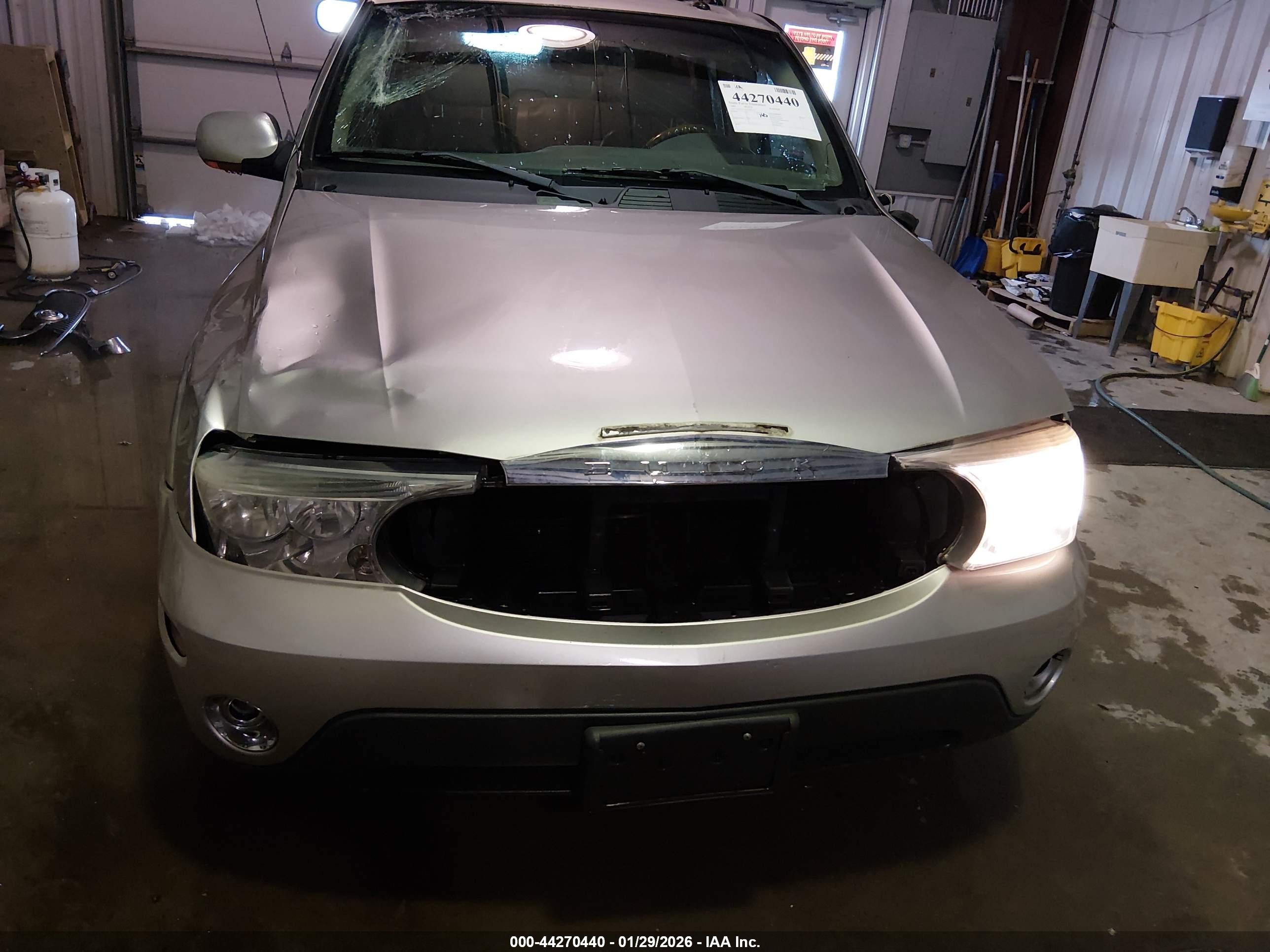 BUICK RAINIER image 6