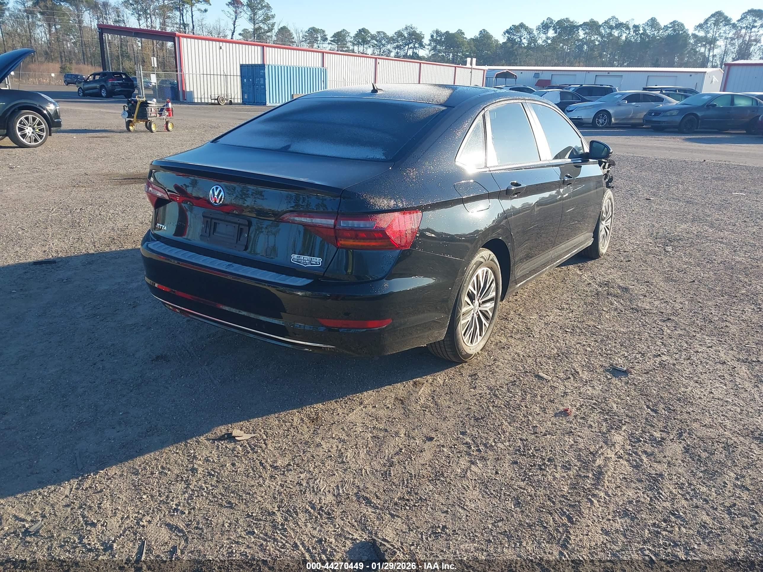 VOLKSWAGEN JETTA image 4
