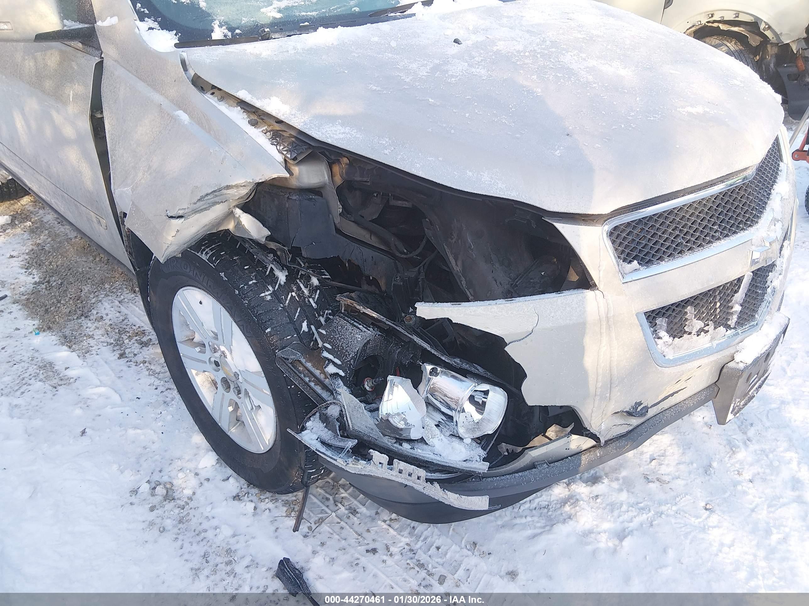 CHEVROLET TRAVERSE image 6