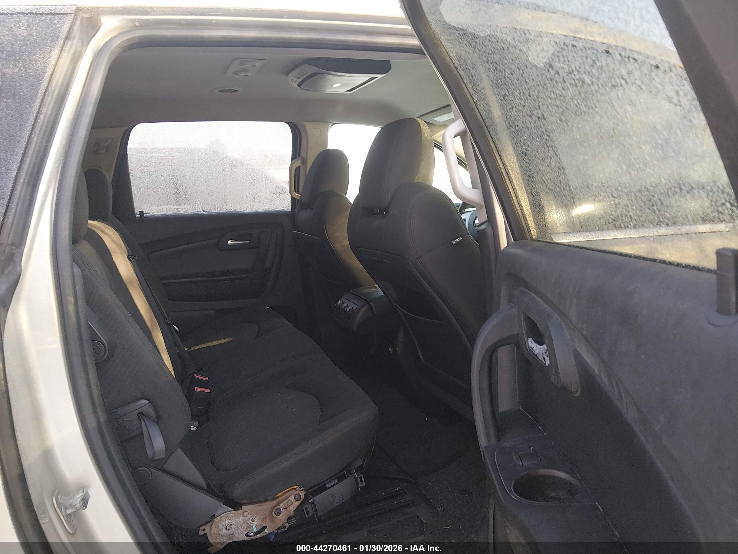 CHEVROLET TRAVERSE image 8