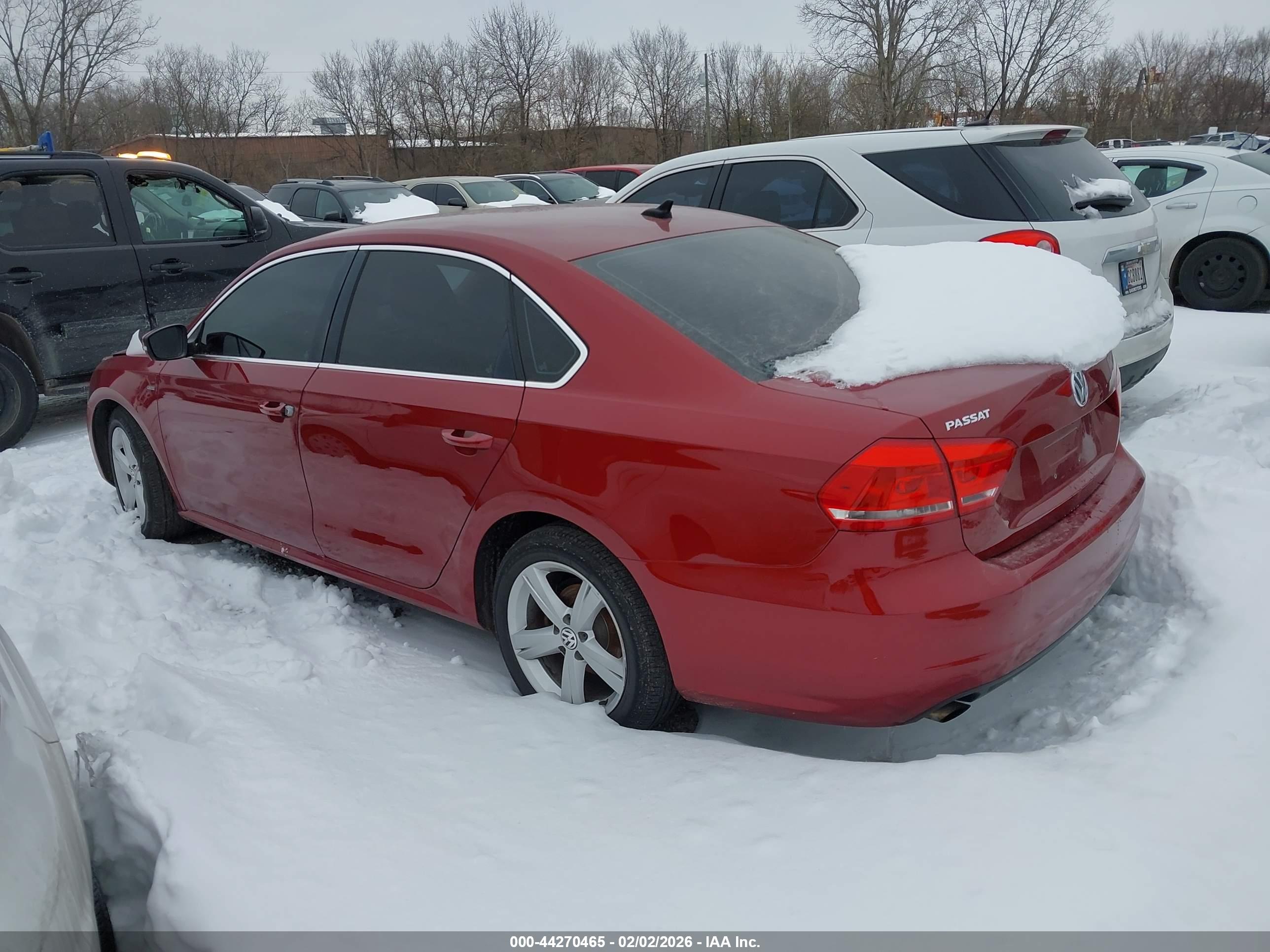 VOLKSWAGEN PASSAT image 3