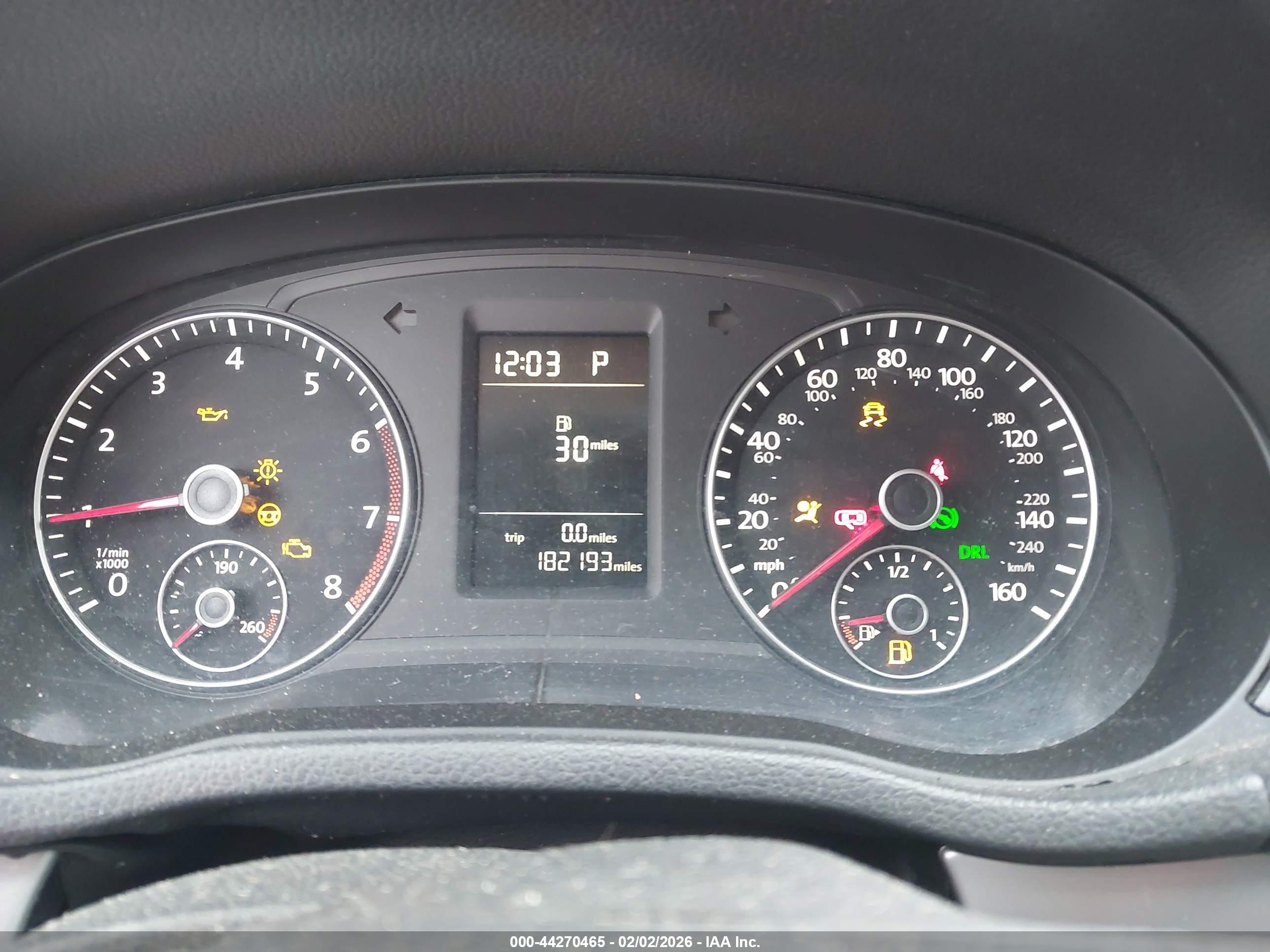 VOLKSWAGEN PASSAT image 7