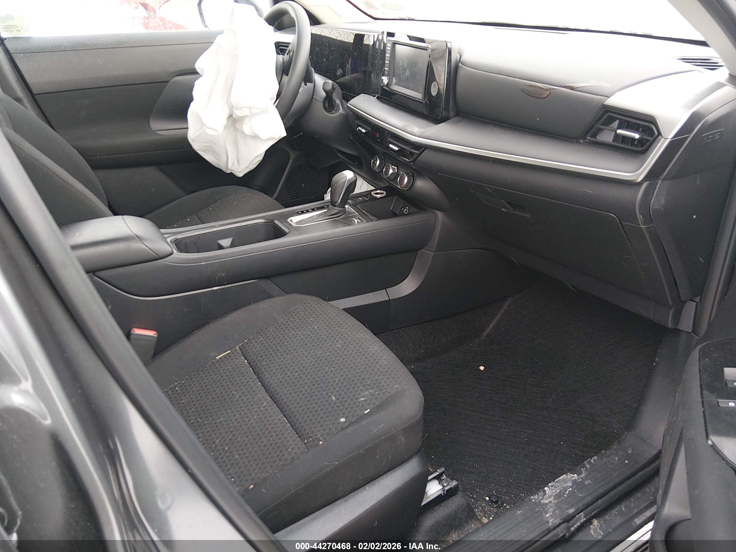 NISSAN KICKS image 5