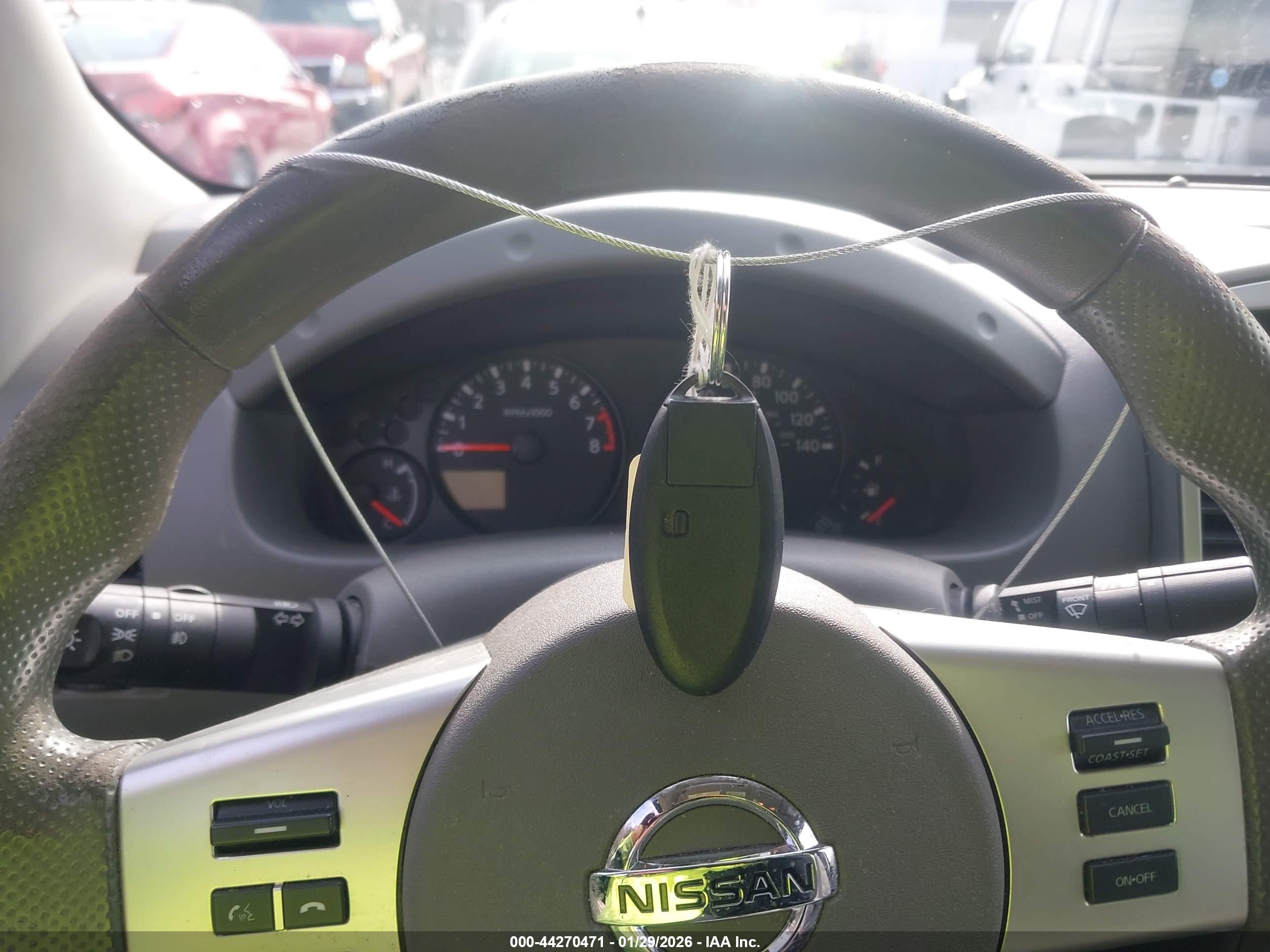 NISSAN FRONTIER image 11