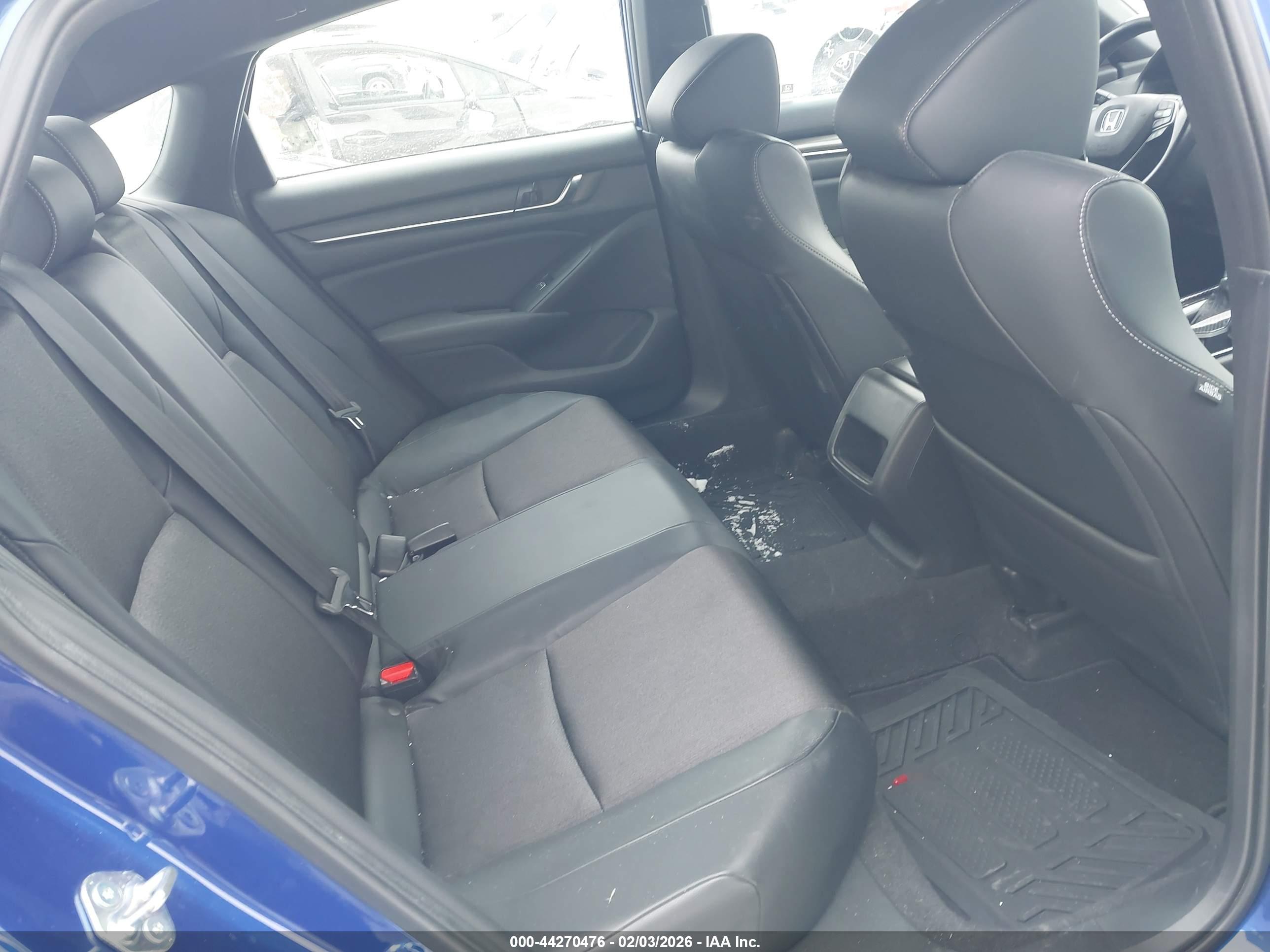 HONDA ACCORD image 8