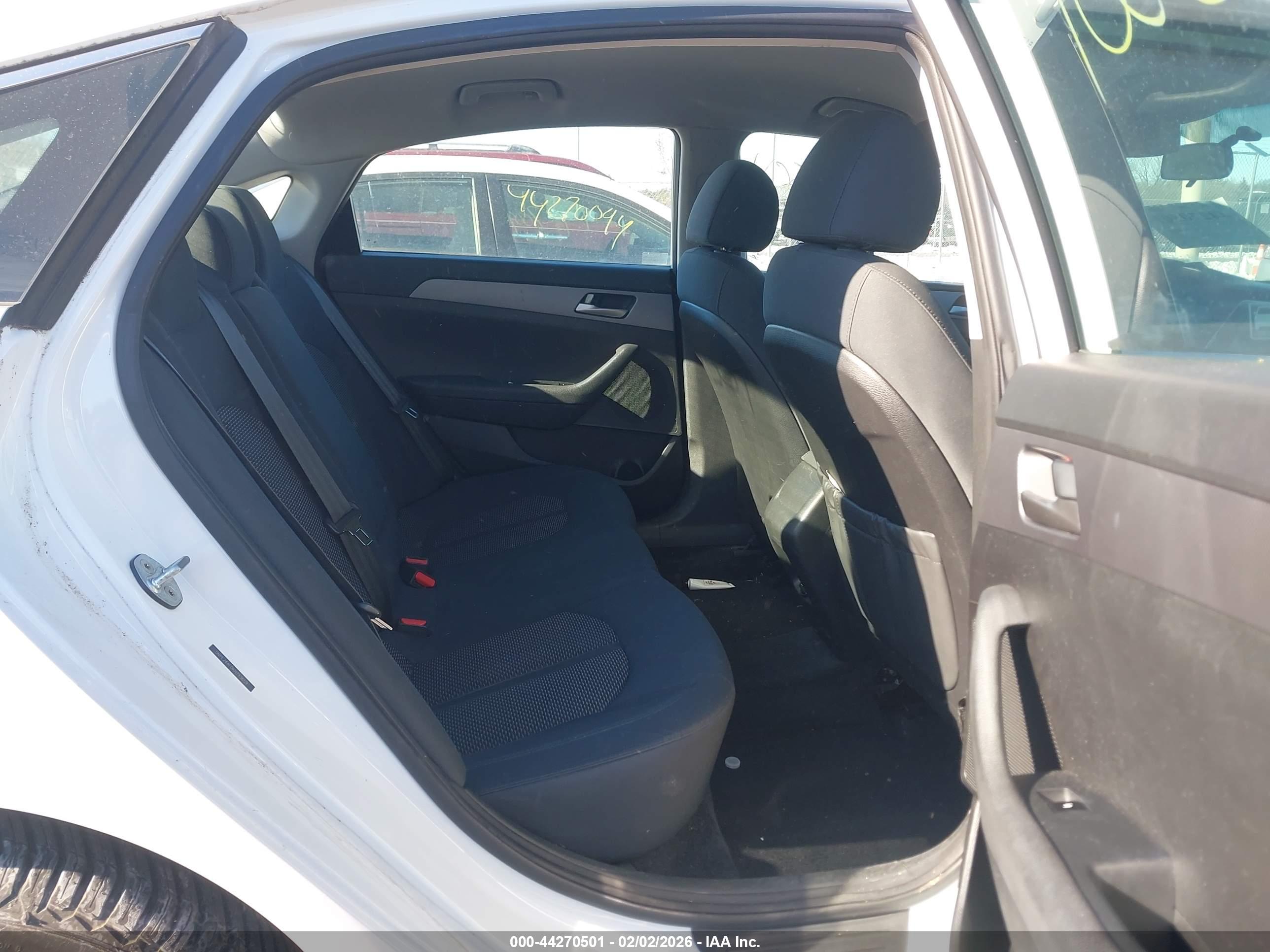HYUNDAI SONATA image 8