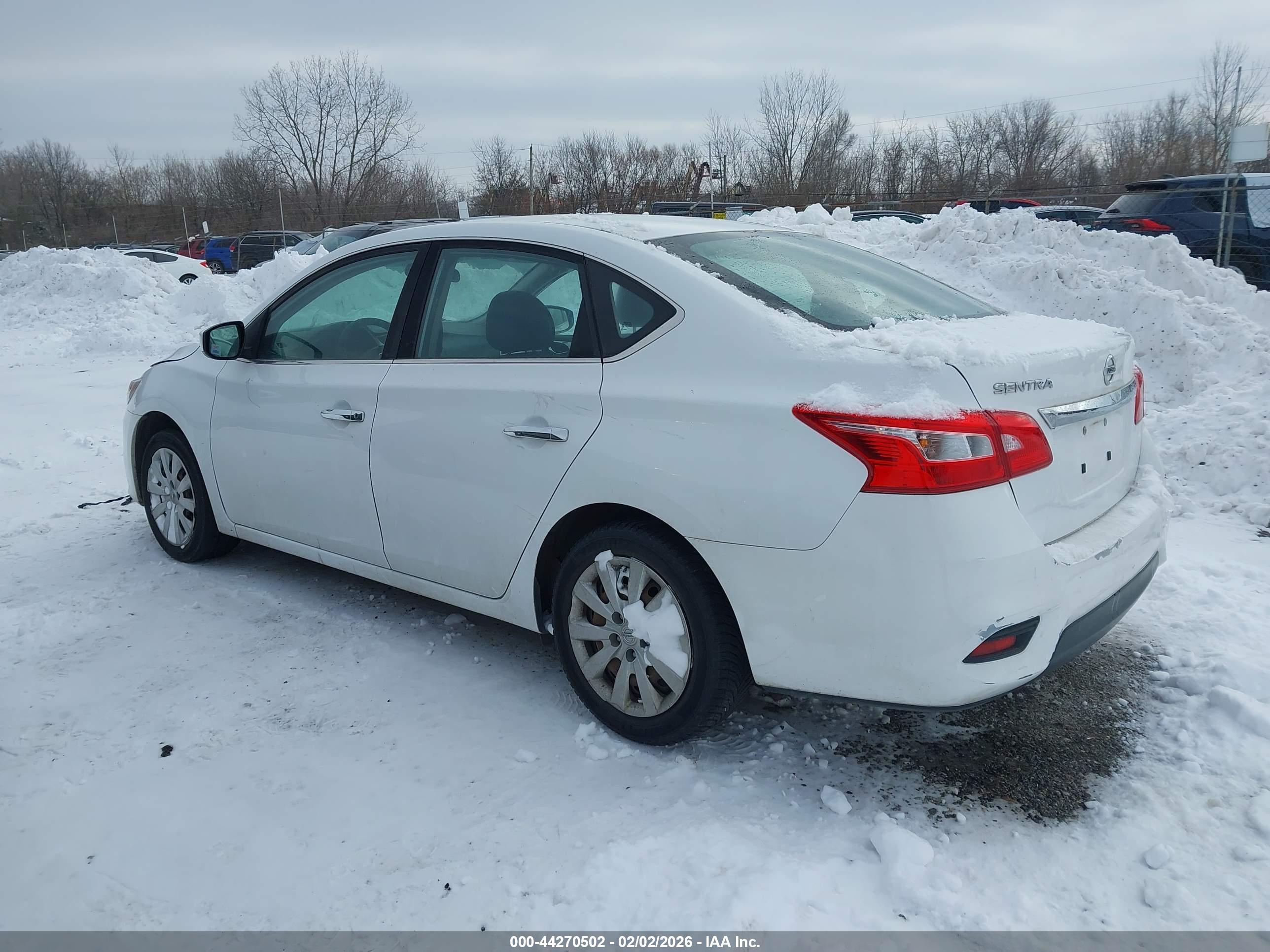 NISSAN SENTRA image 3