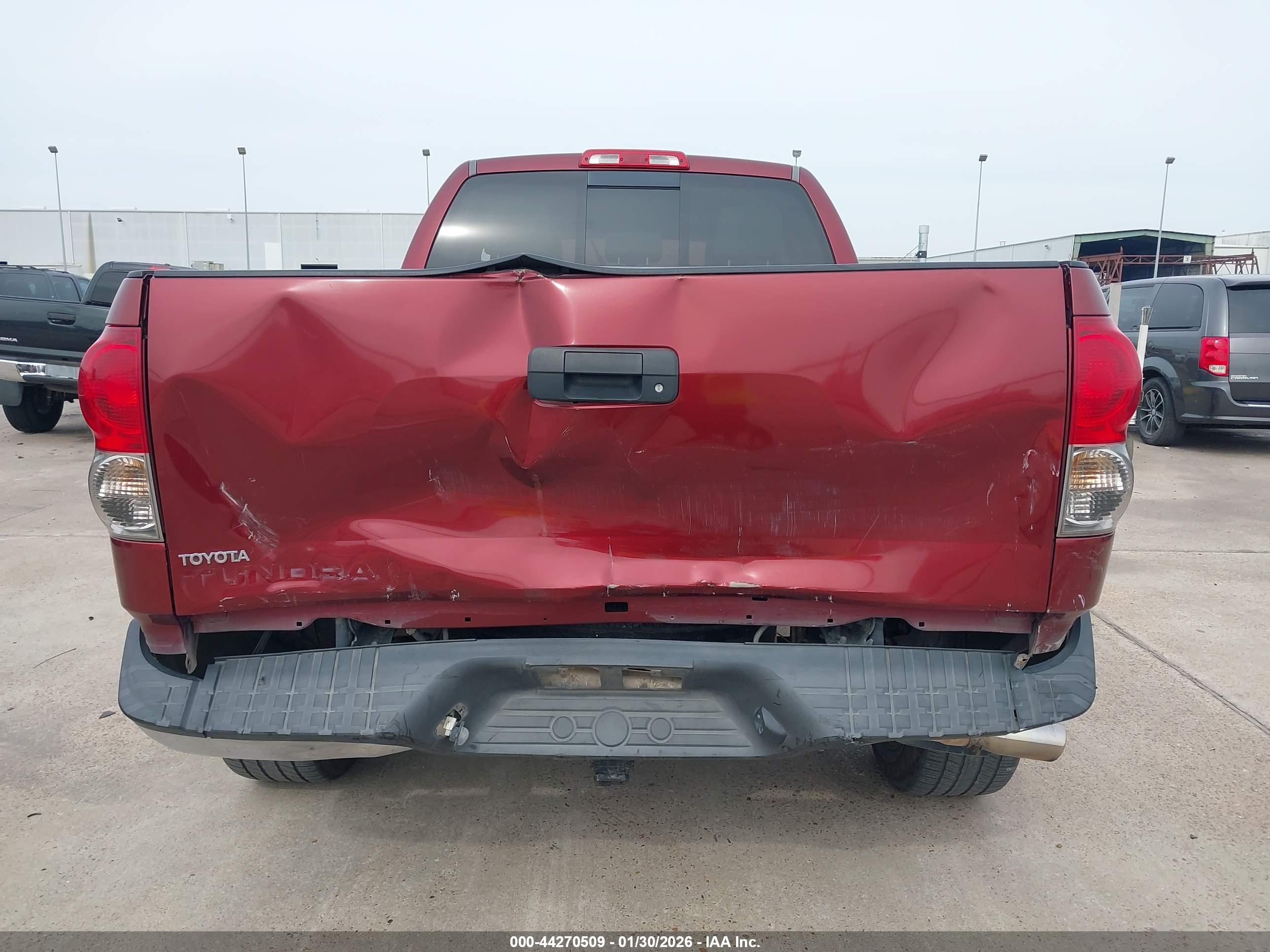 TOYOTA TUNDRA image 6