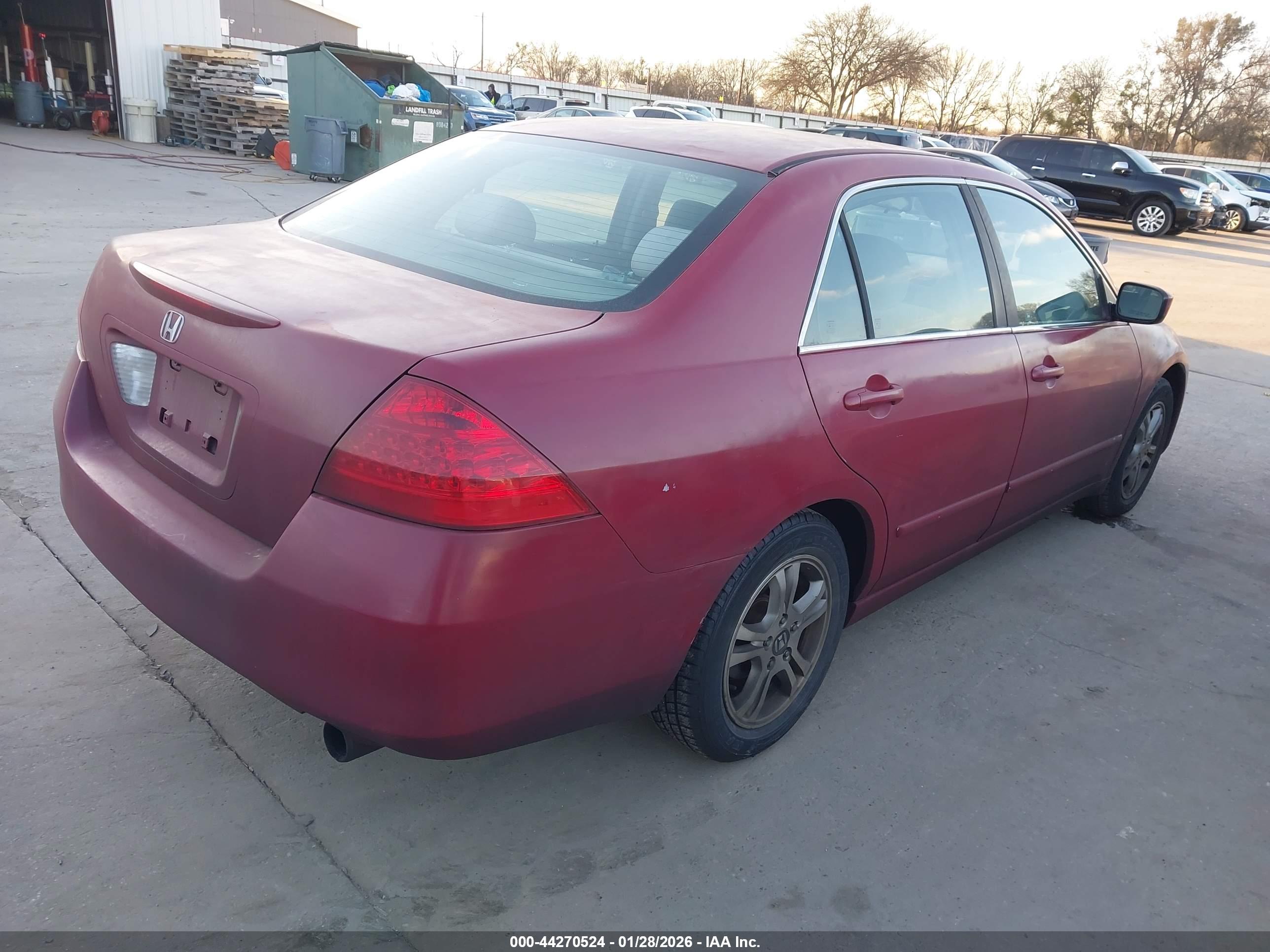 HONDA ACCORD image 4