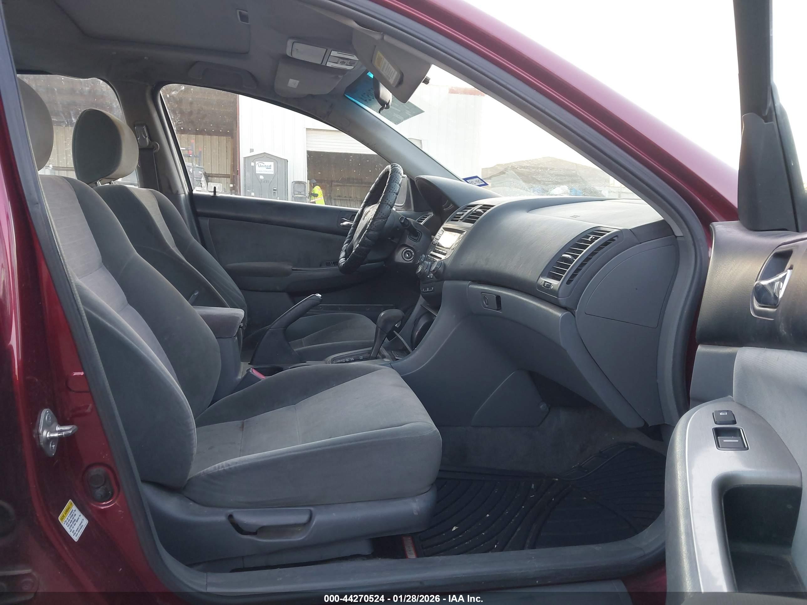 HONDA ACCORD image 5