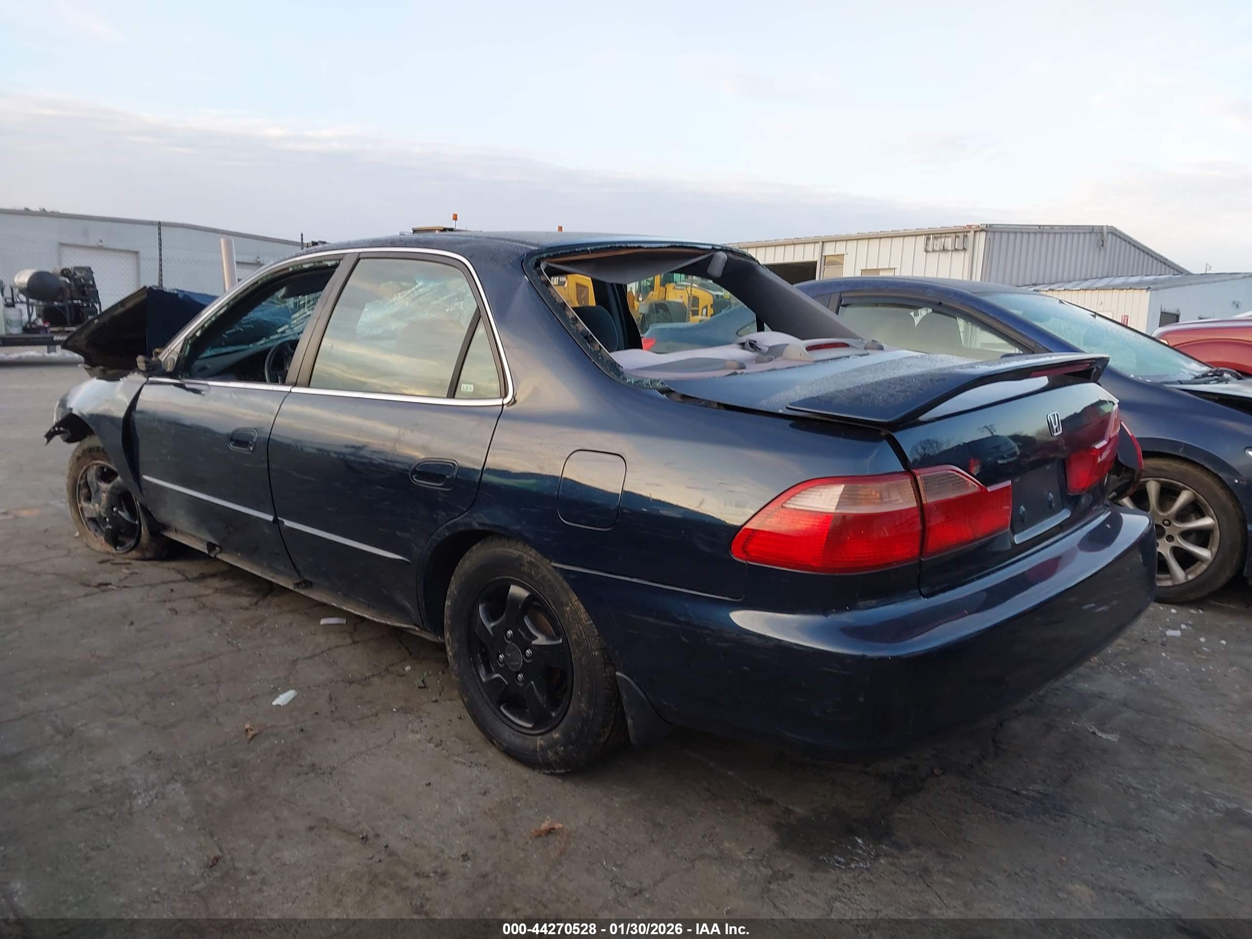 HONDA ACCORD image 3