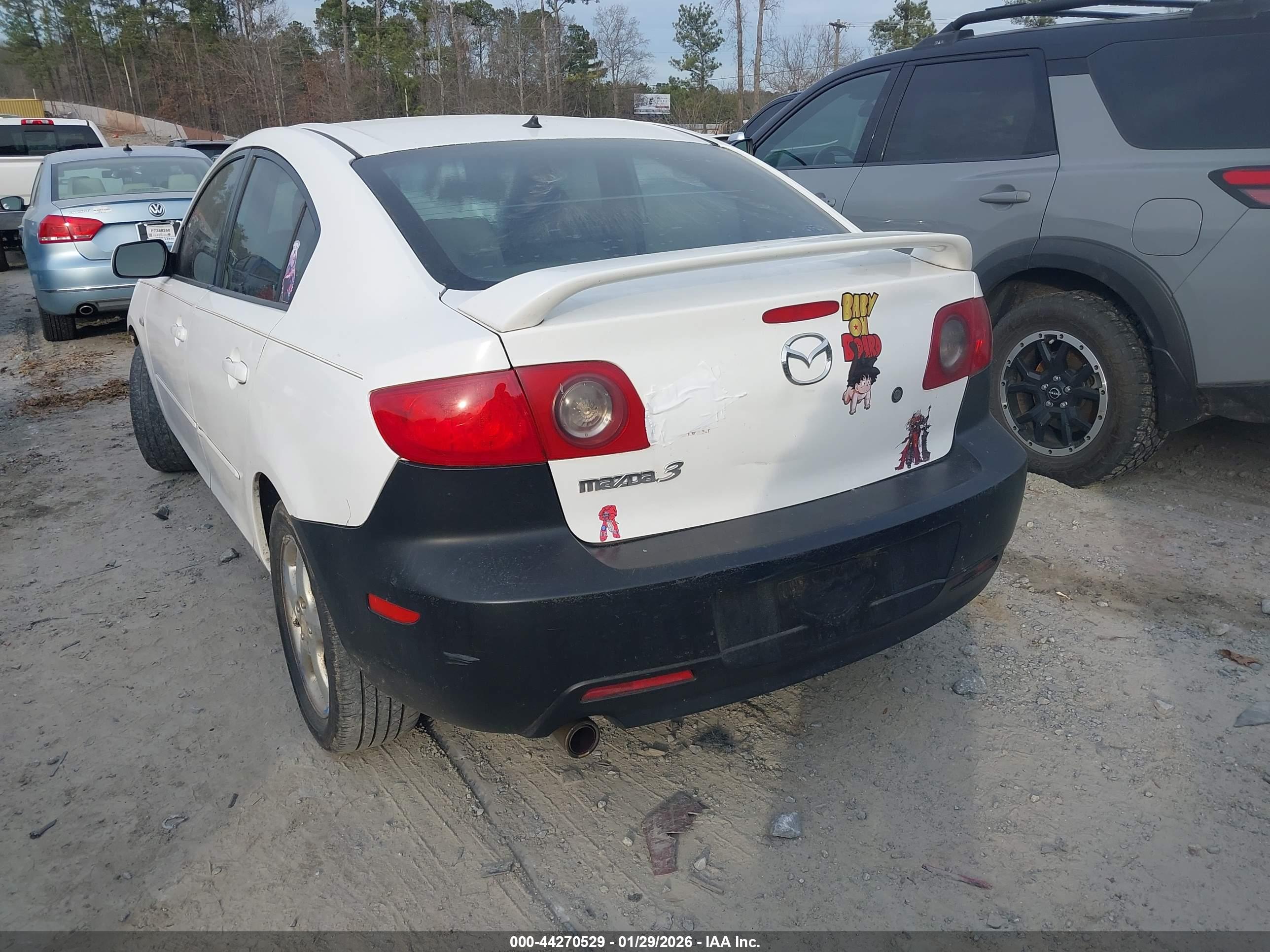 MAZDA MAZDA3 image 3