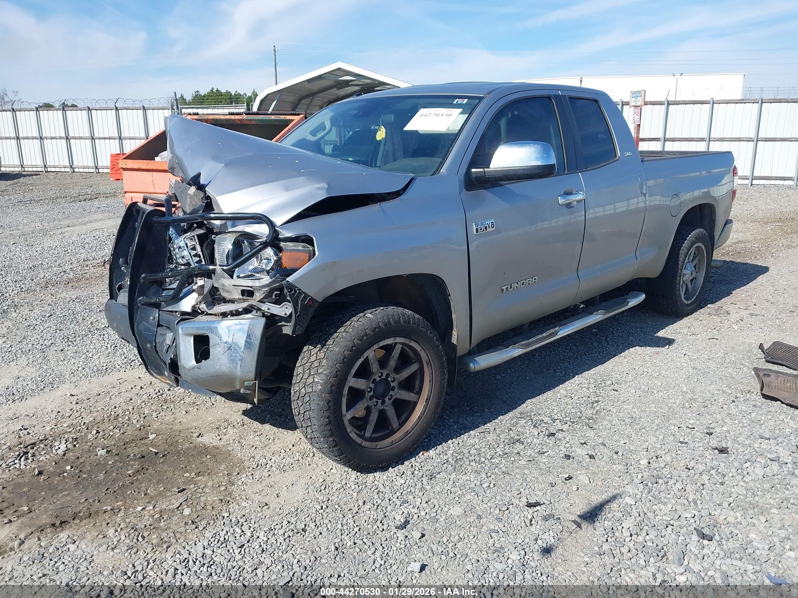 TOYOTA TUNDRA image 2