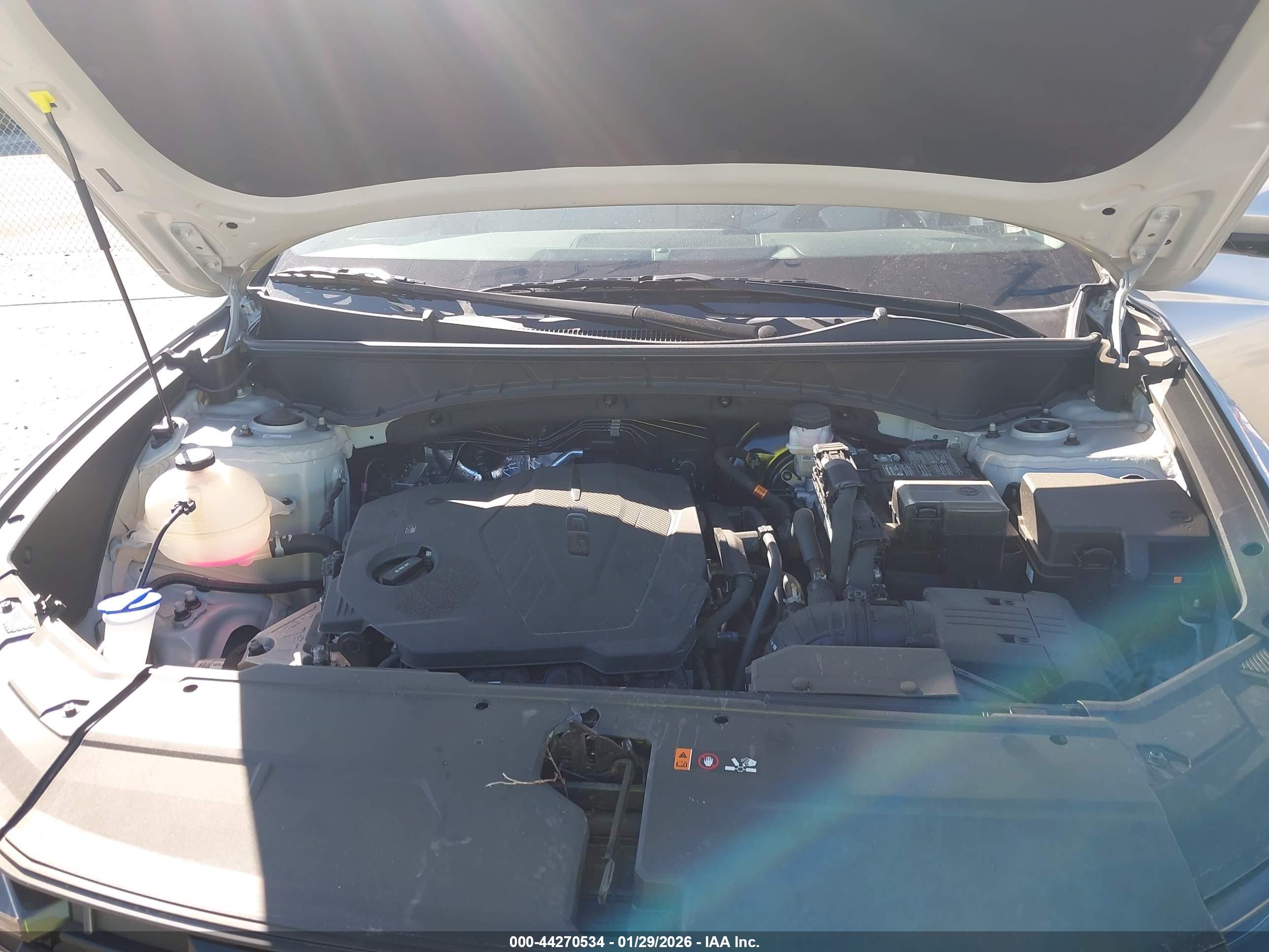 HYUNDAI TUCSON image 10