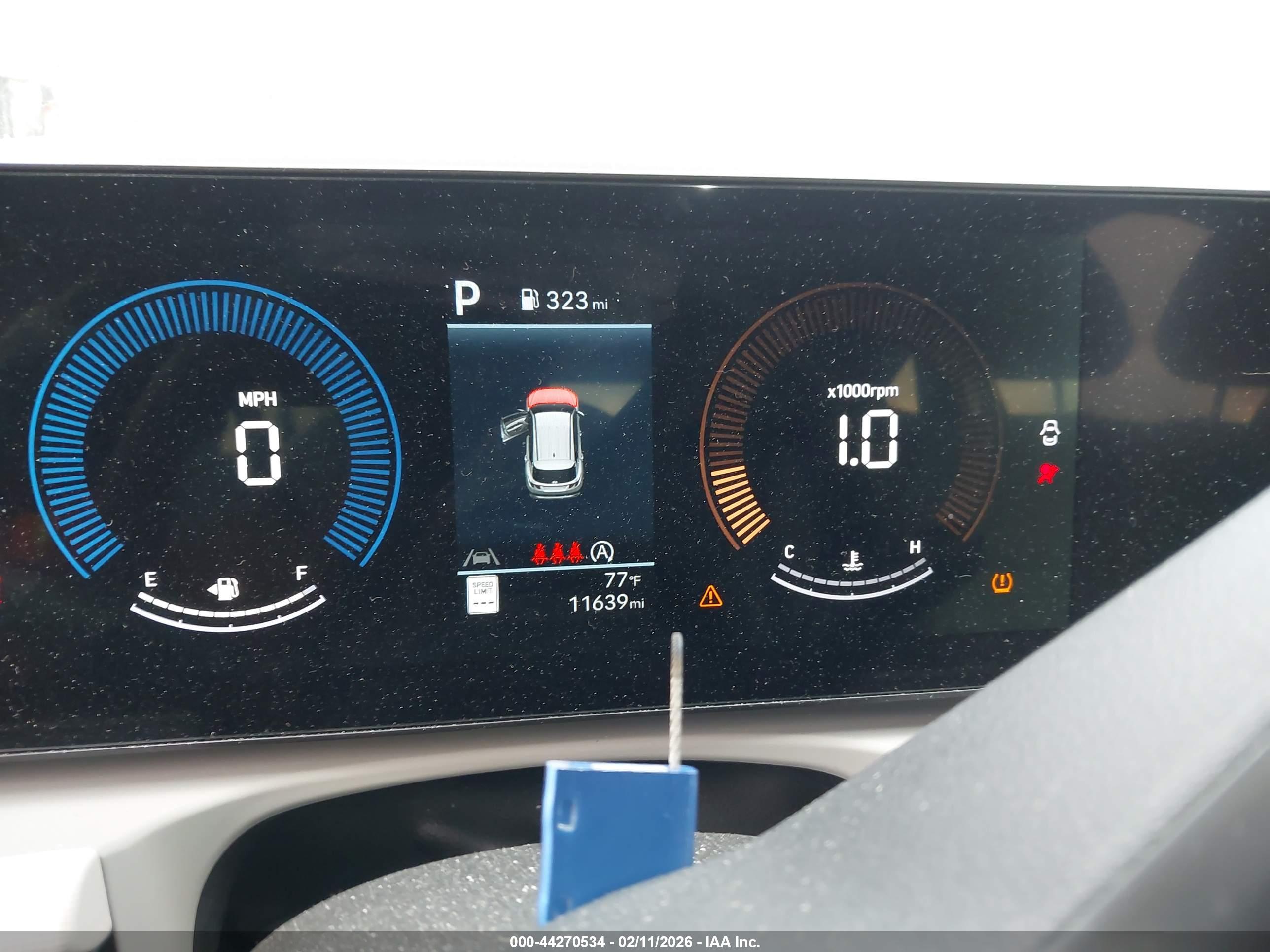 HYUNDAI TUCSON image 7