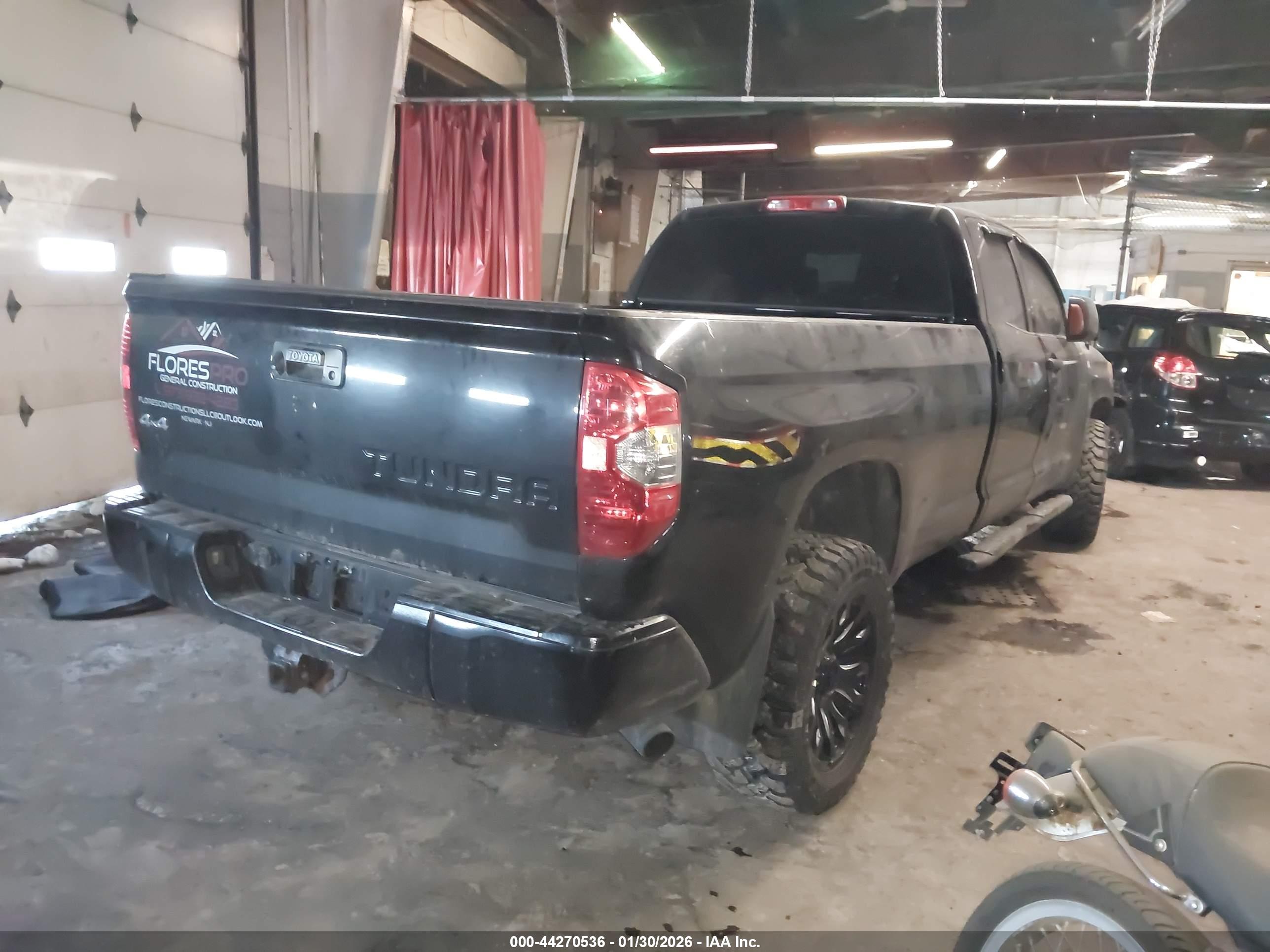 TOYOTA TUNDRA image 4