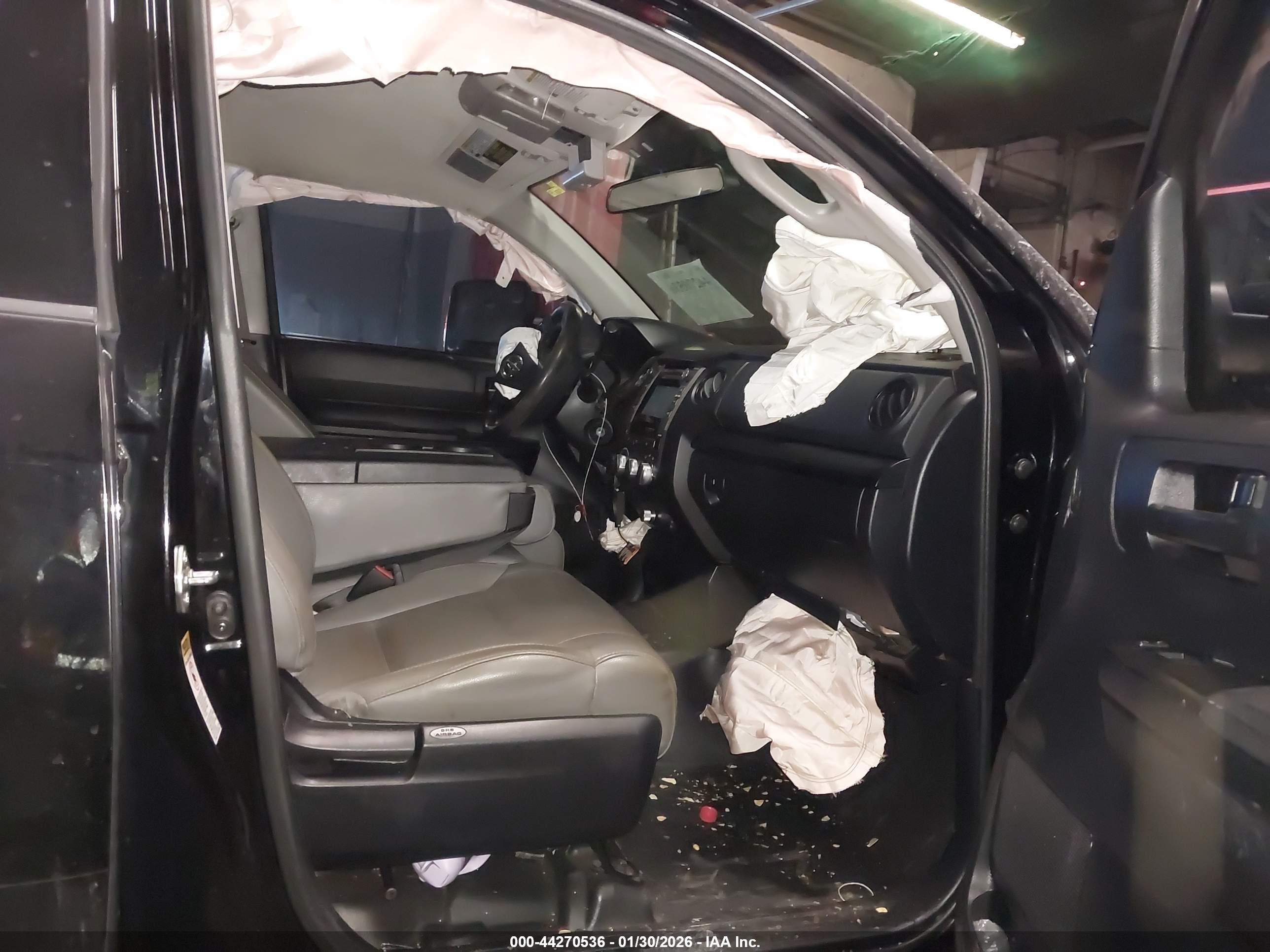 TOYOTA TUNDRA image 5