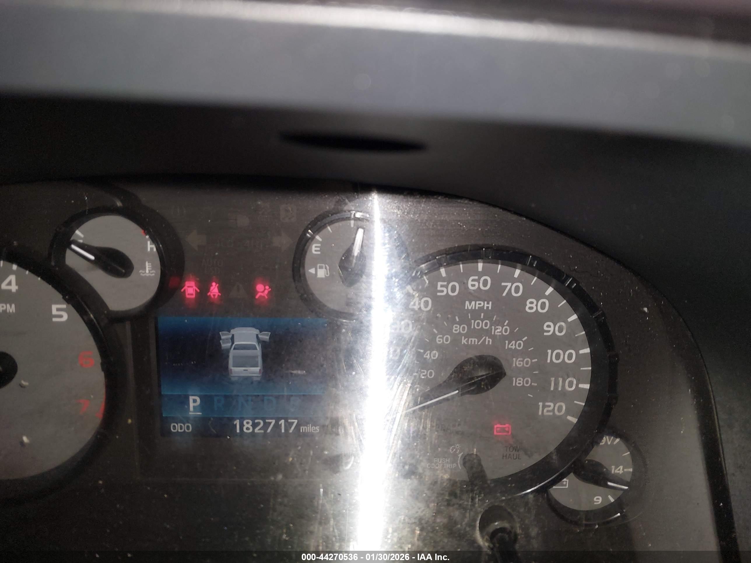TOYOTA TUNDRA image 7