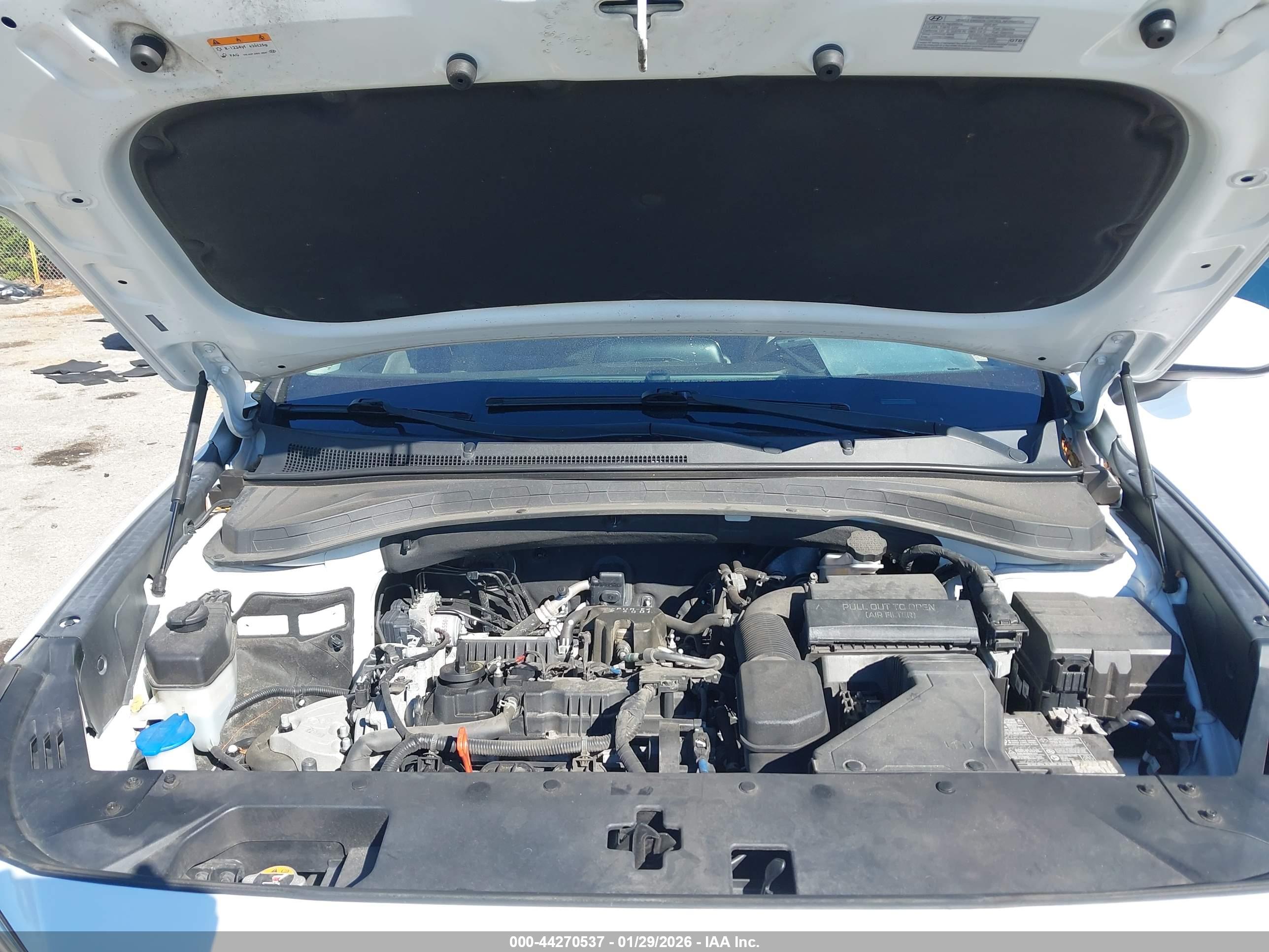 HYUNDAI SANTA image 10
