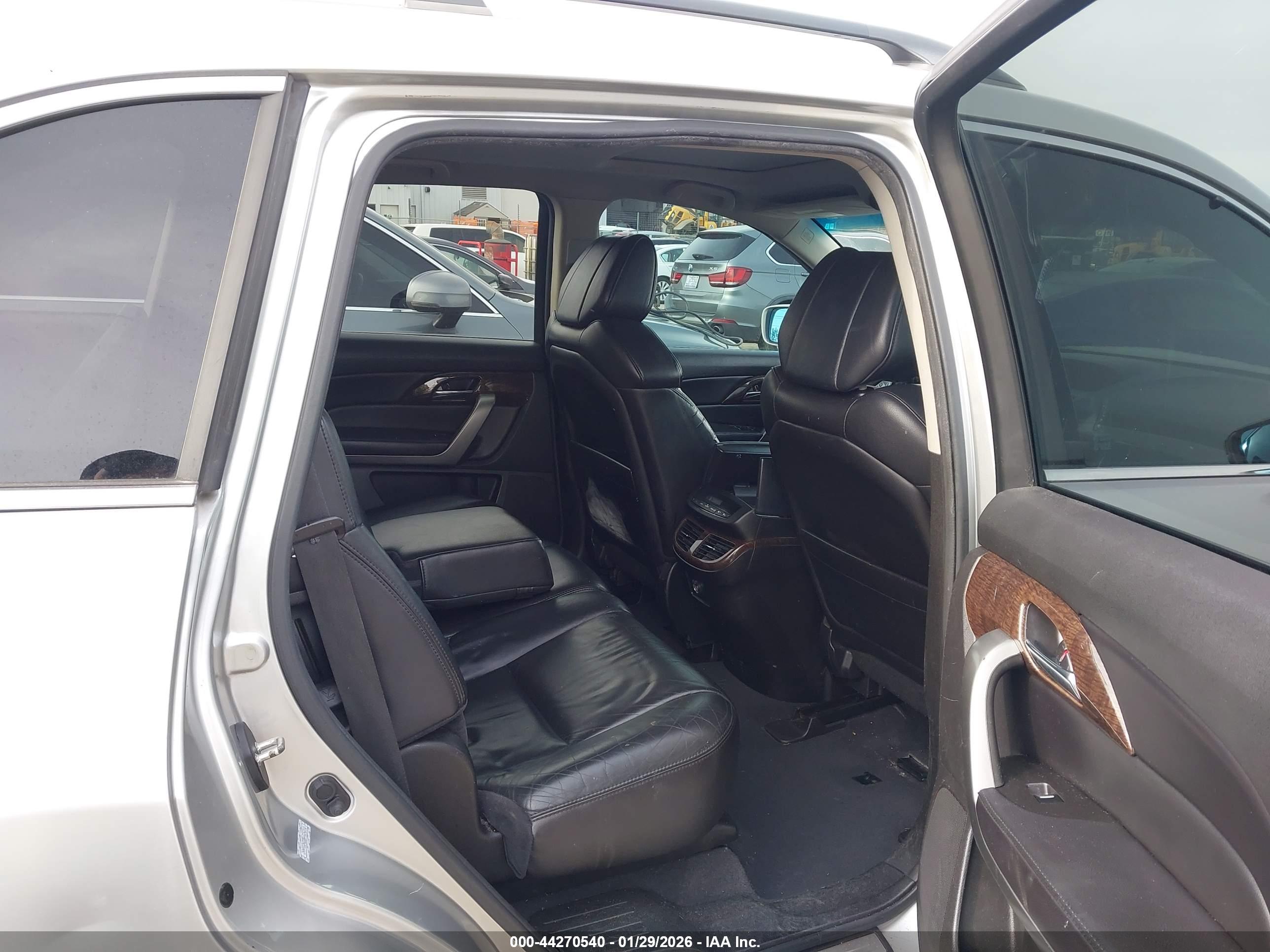 ACURA MDX image 8