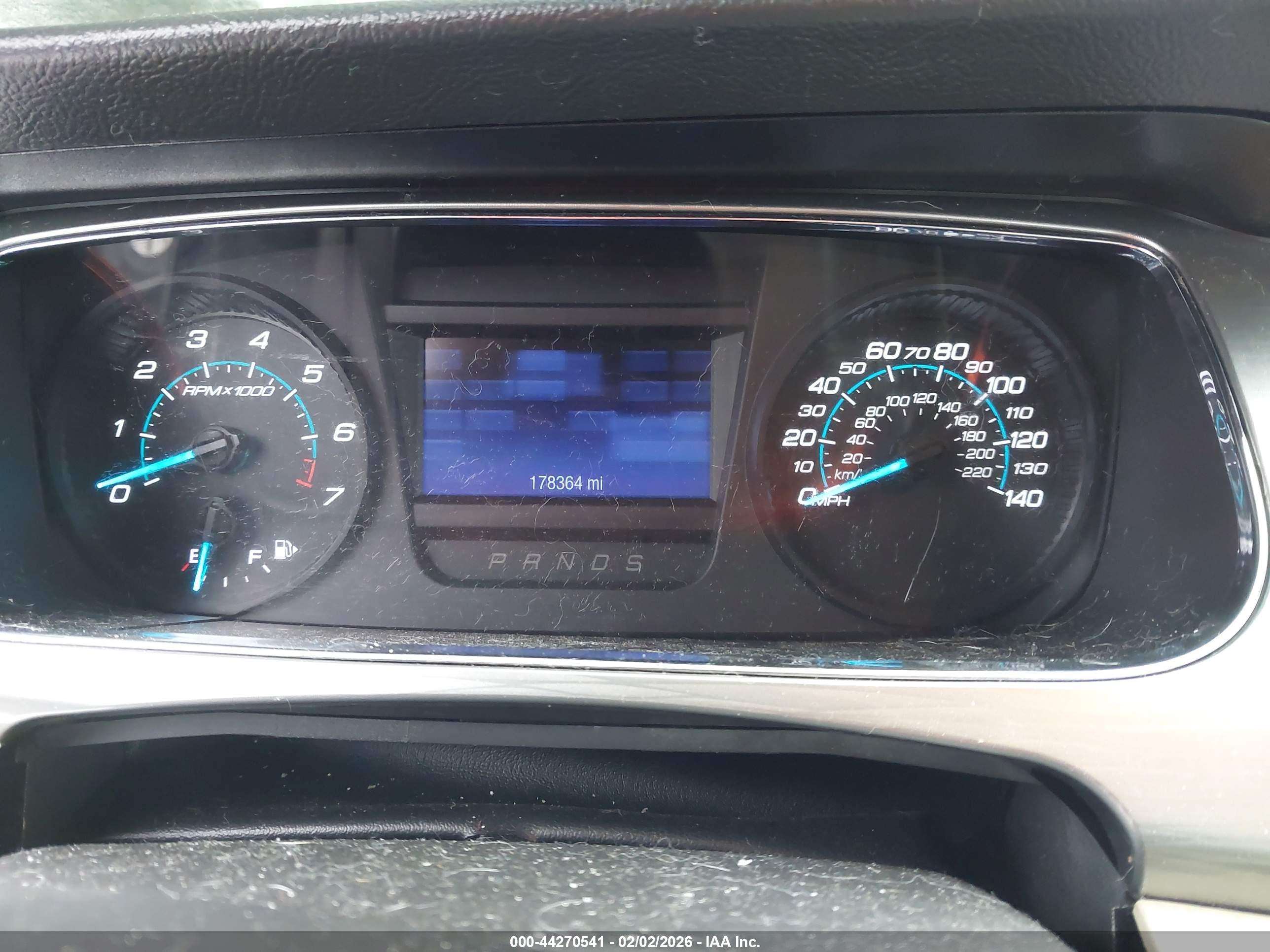 FORD TAURUS image 7