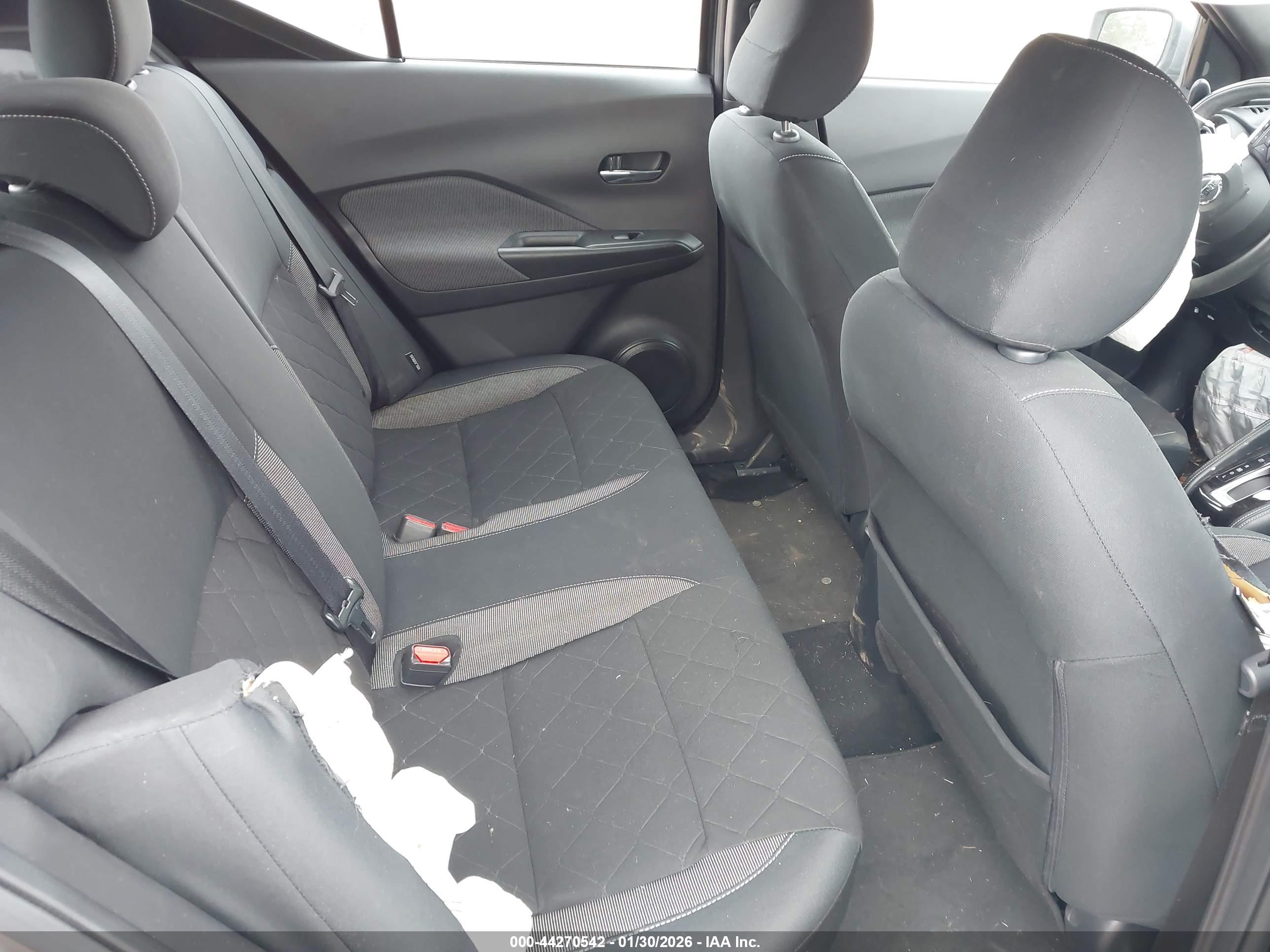 NISSAN KICKS image 8