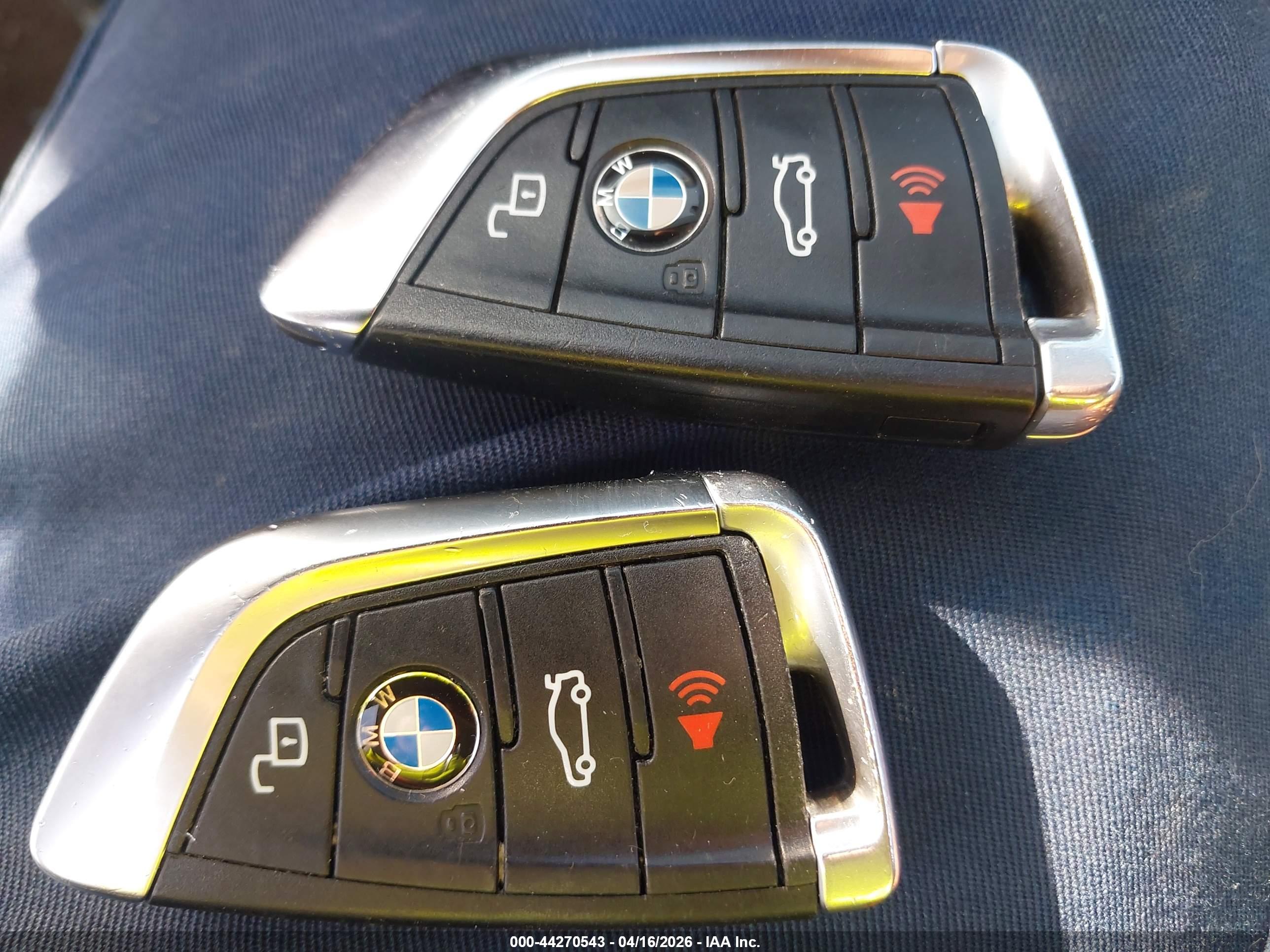 BMW 330I image 11