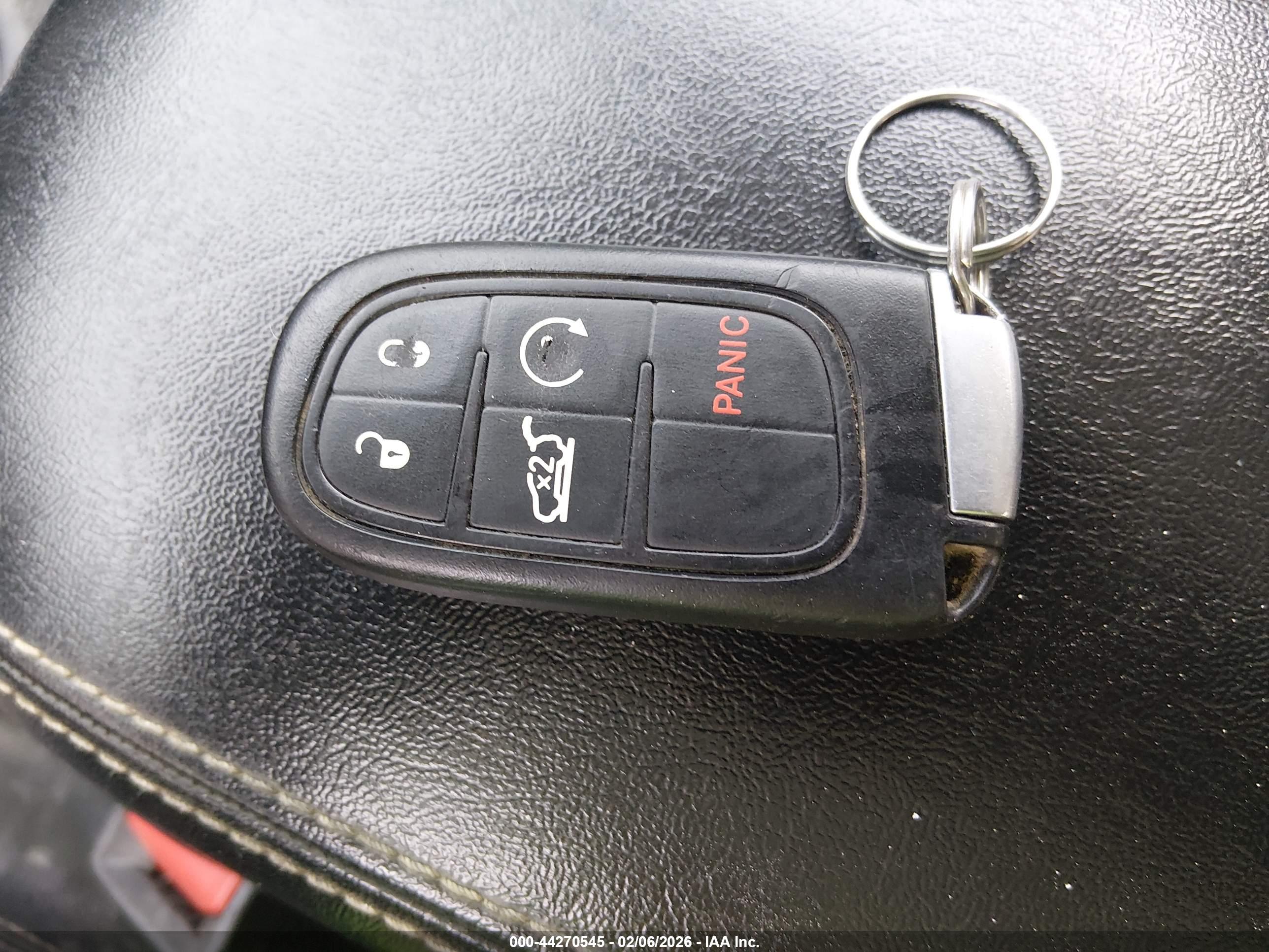JEEP CHEROKEE image 11