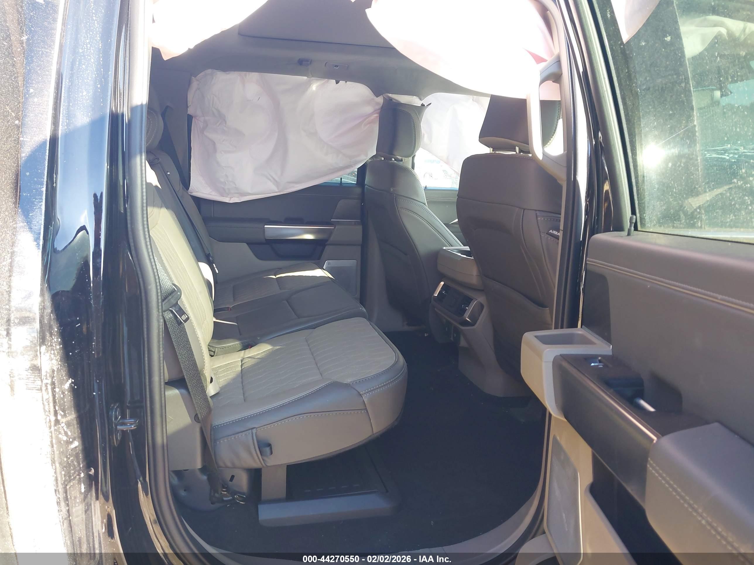 FORD F-150 image 8