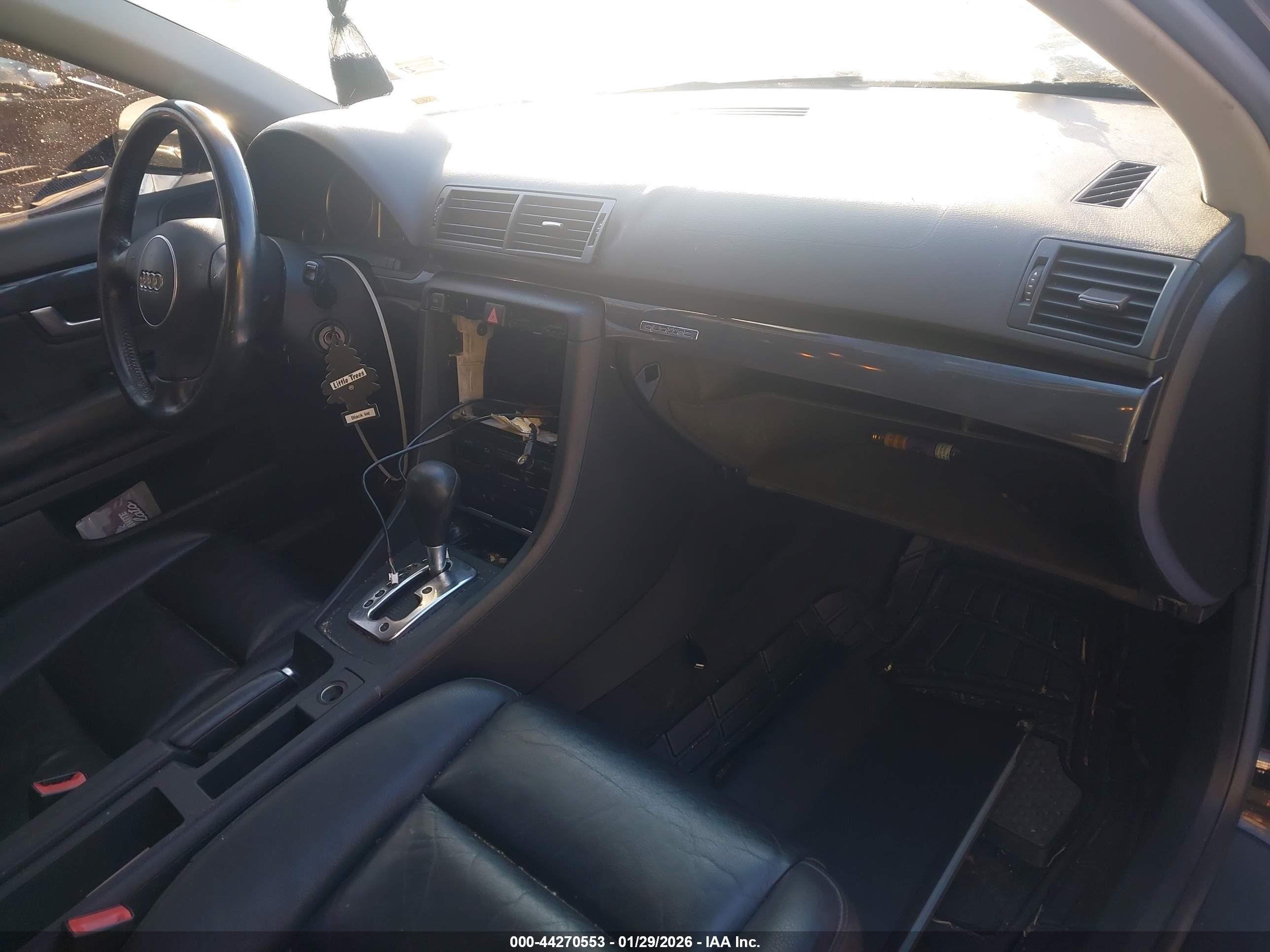 AUDI A4 image 5