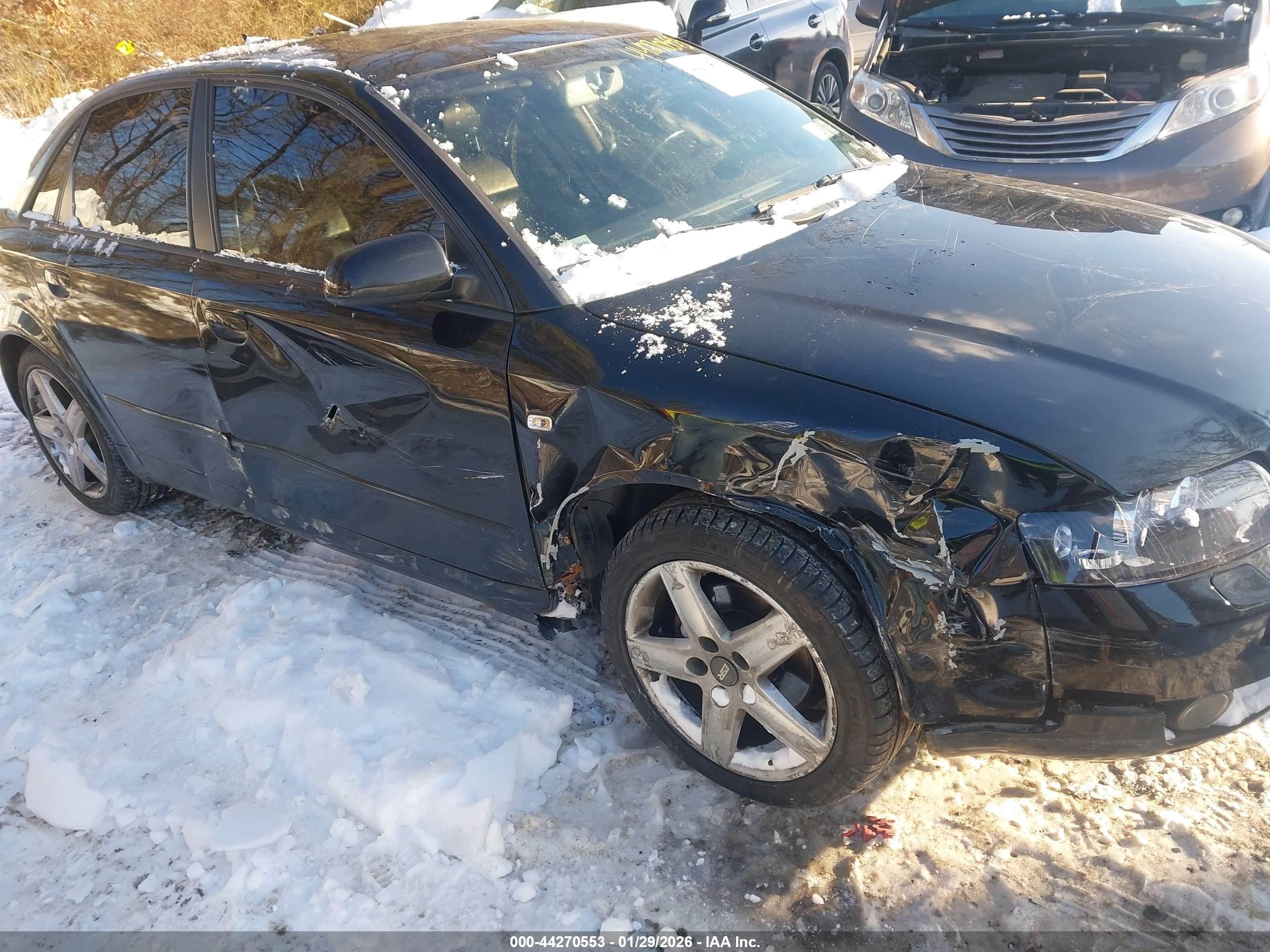 AUDI A4 image 6