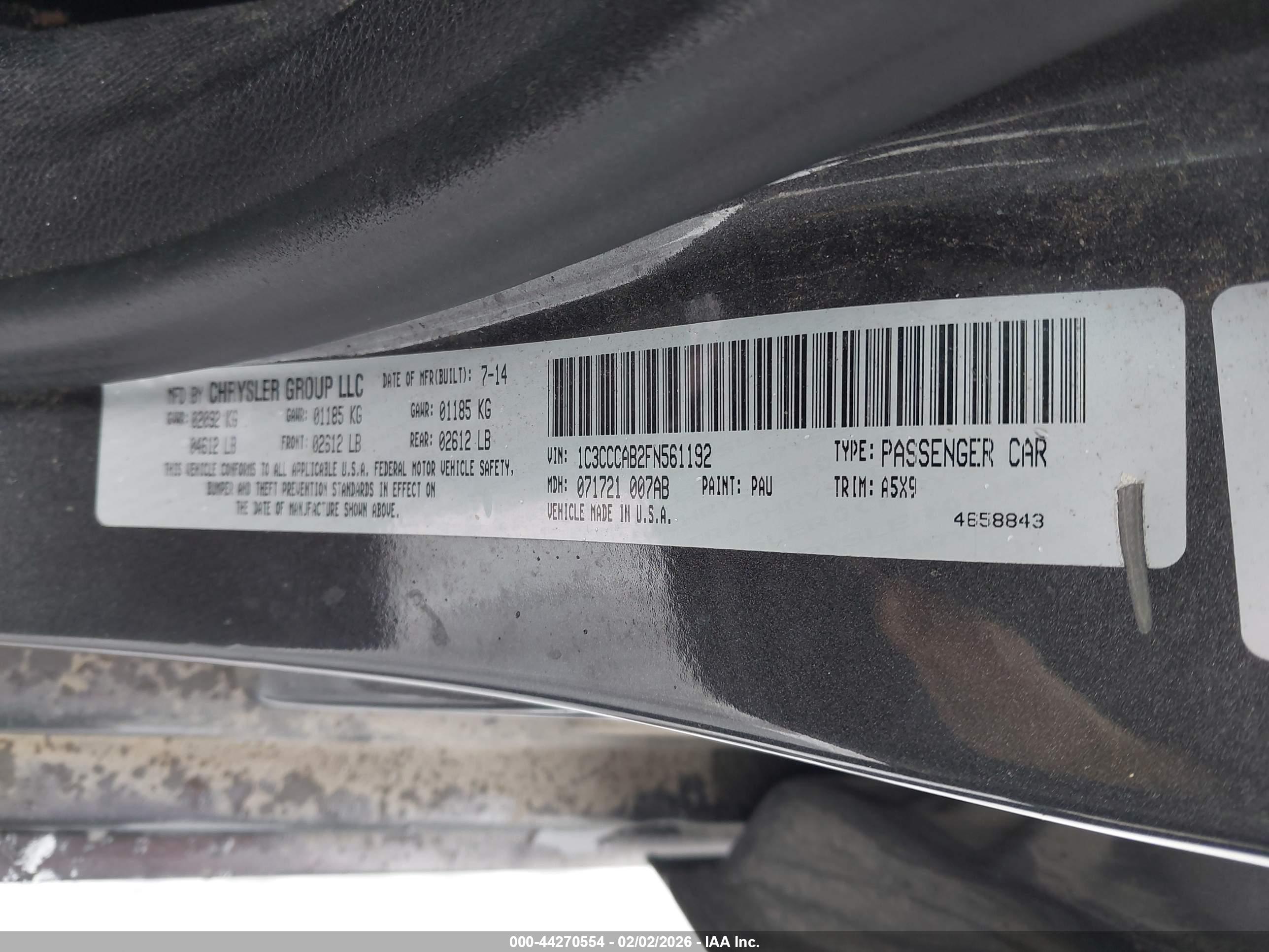 CHRYSLER 200 image 9