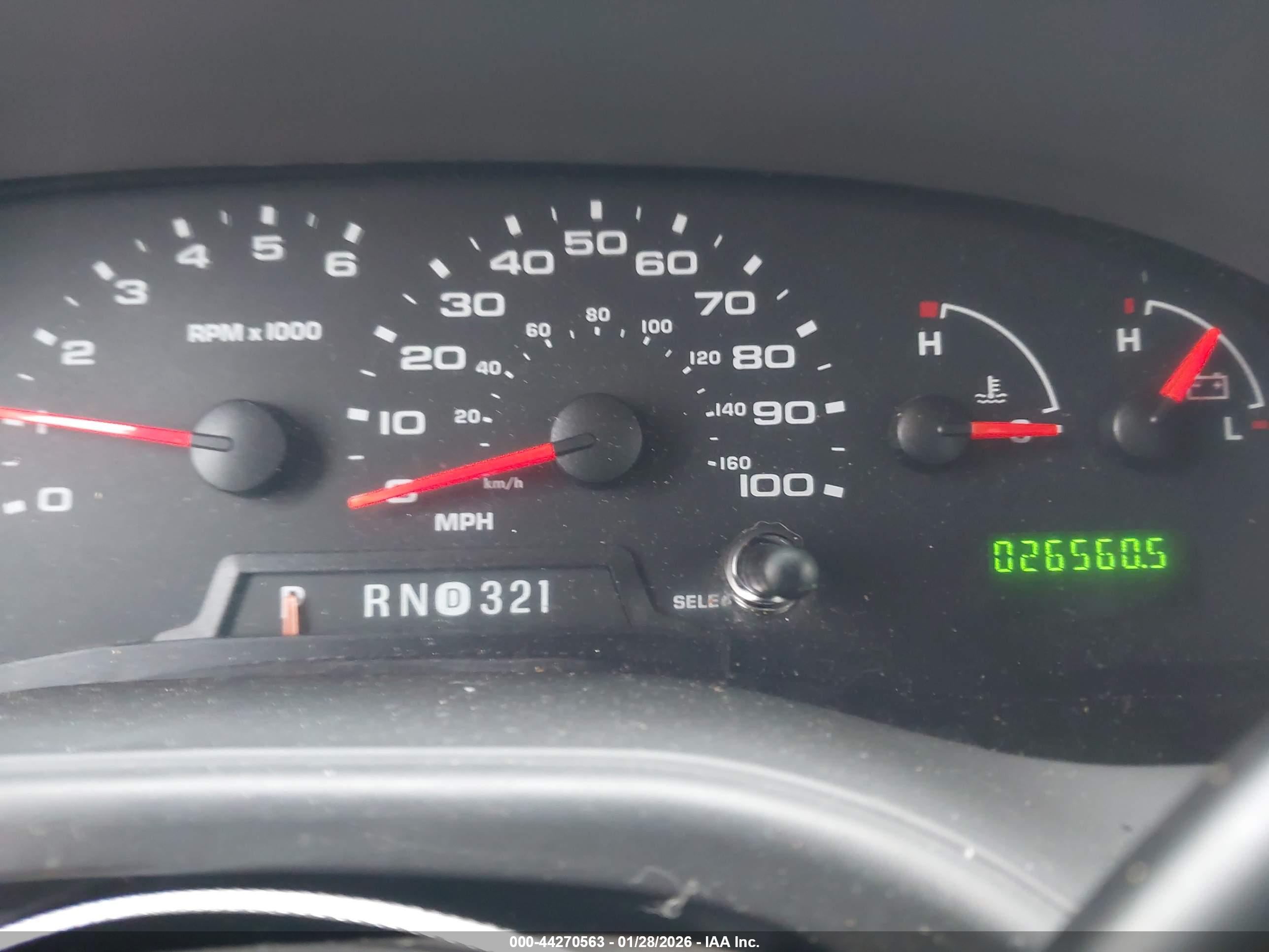 FORD E-350 image 6