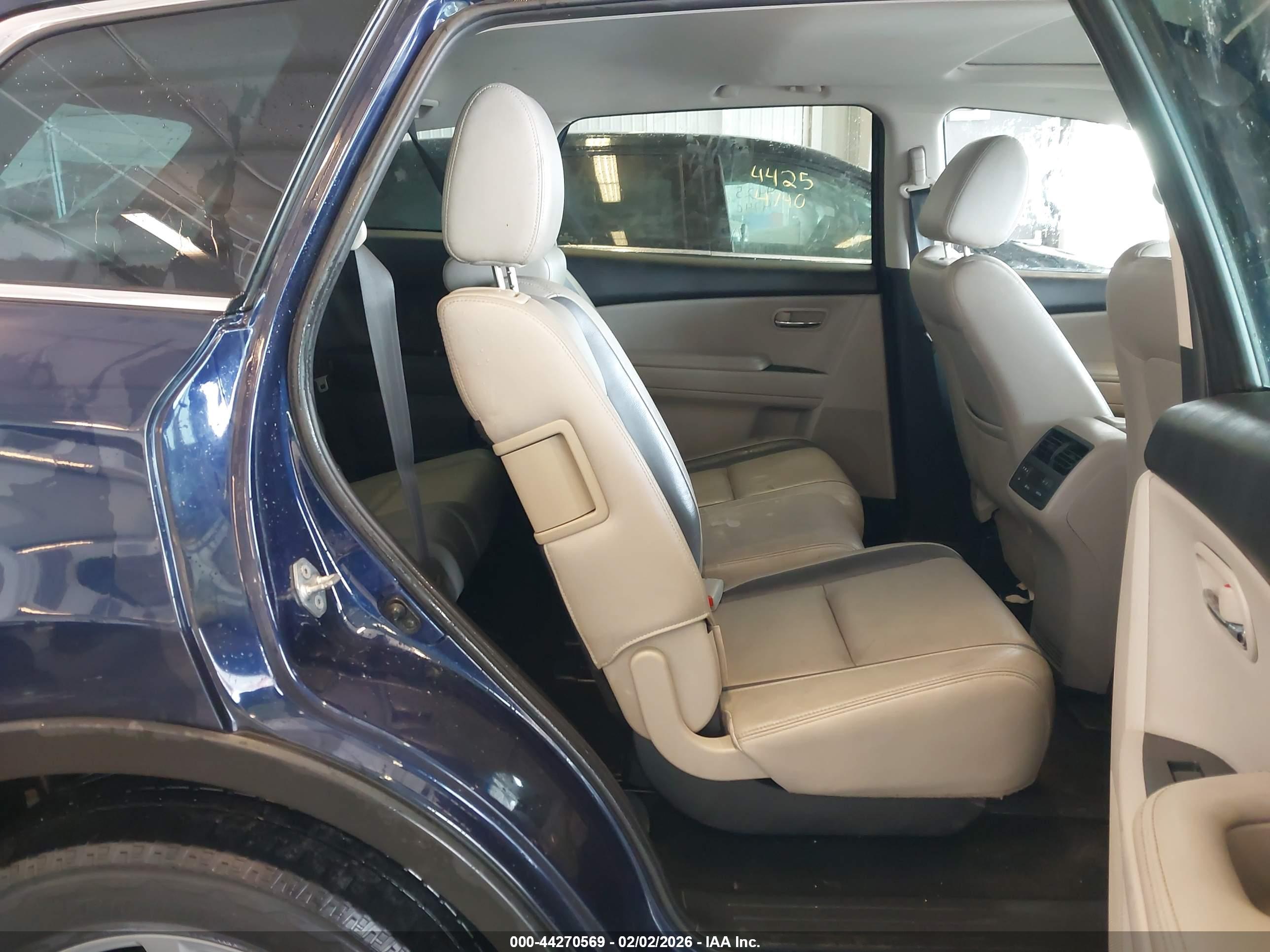 MAZDA CX-9 image 8