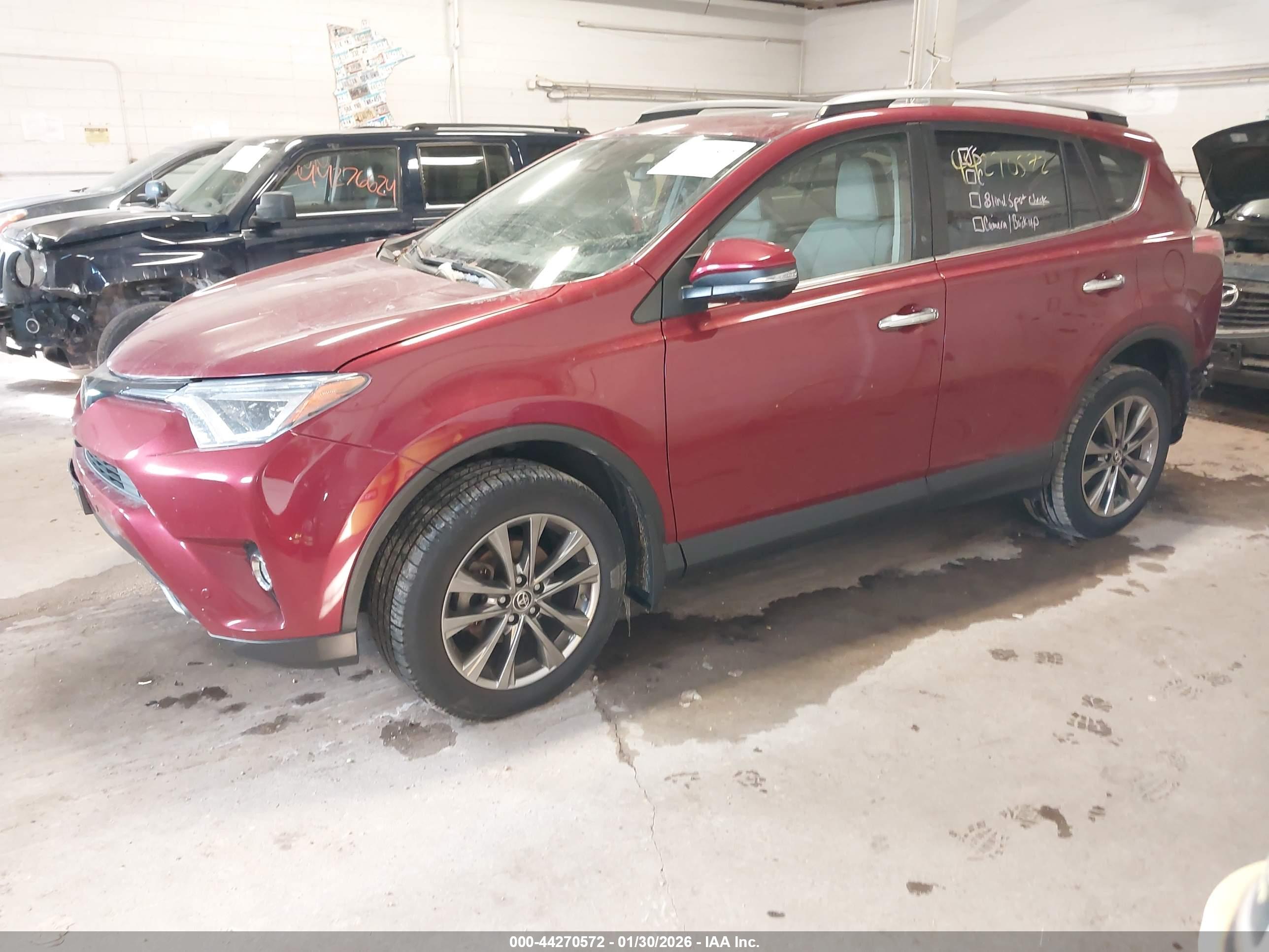 TOYOTA RAV4 image 2