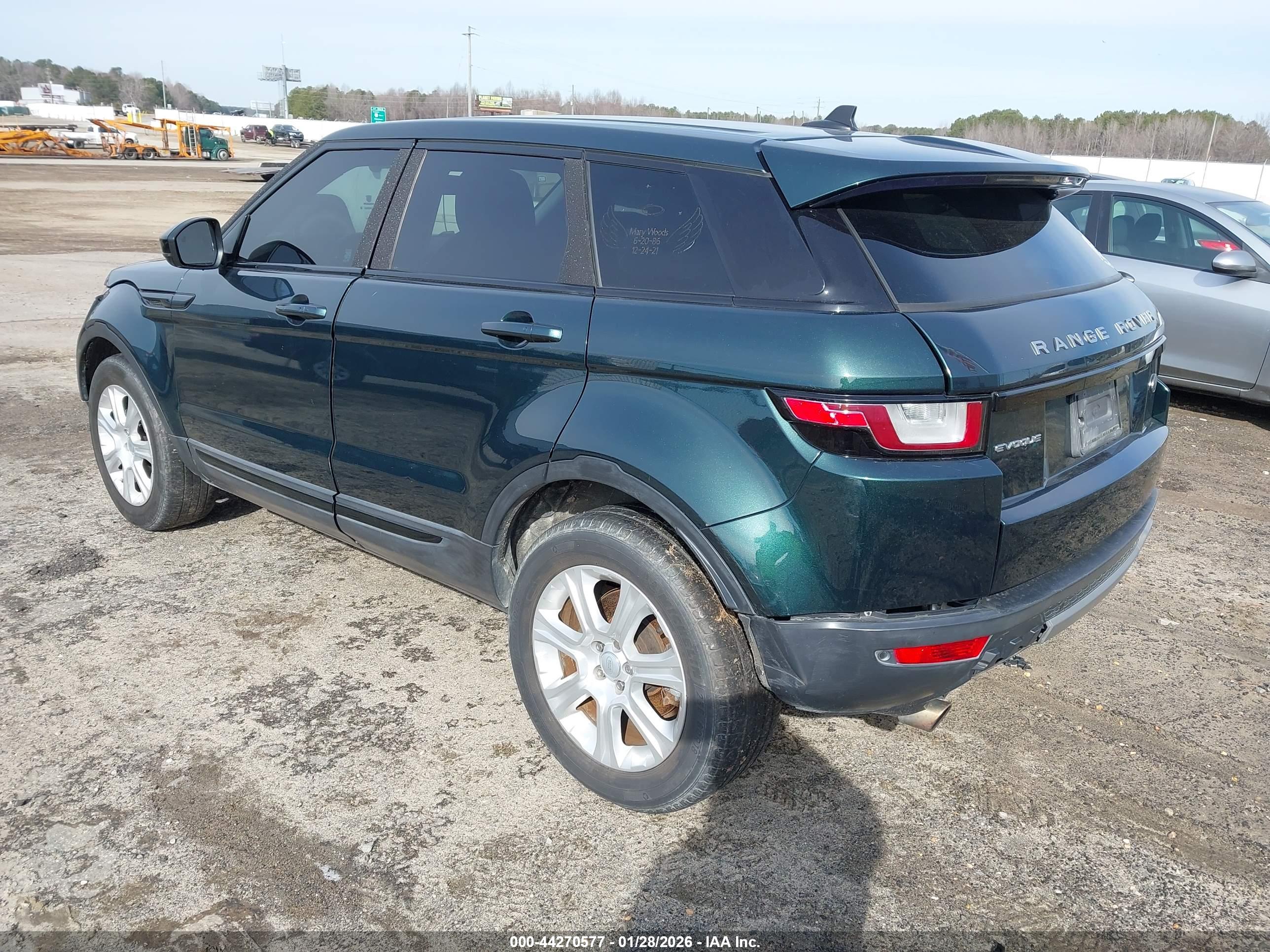 LAND ROVER image 3